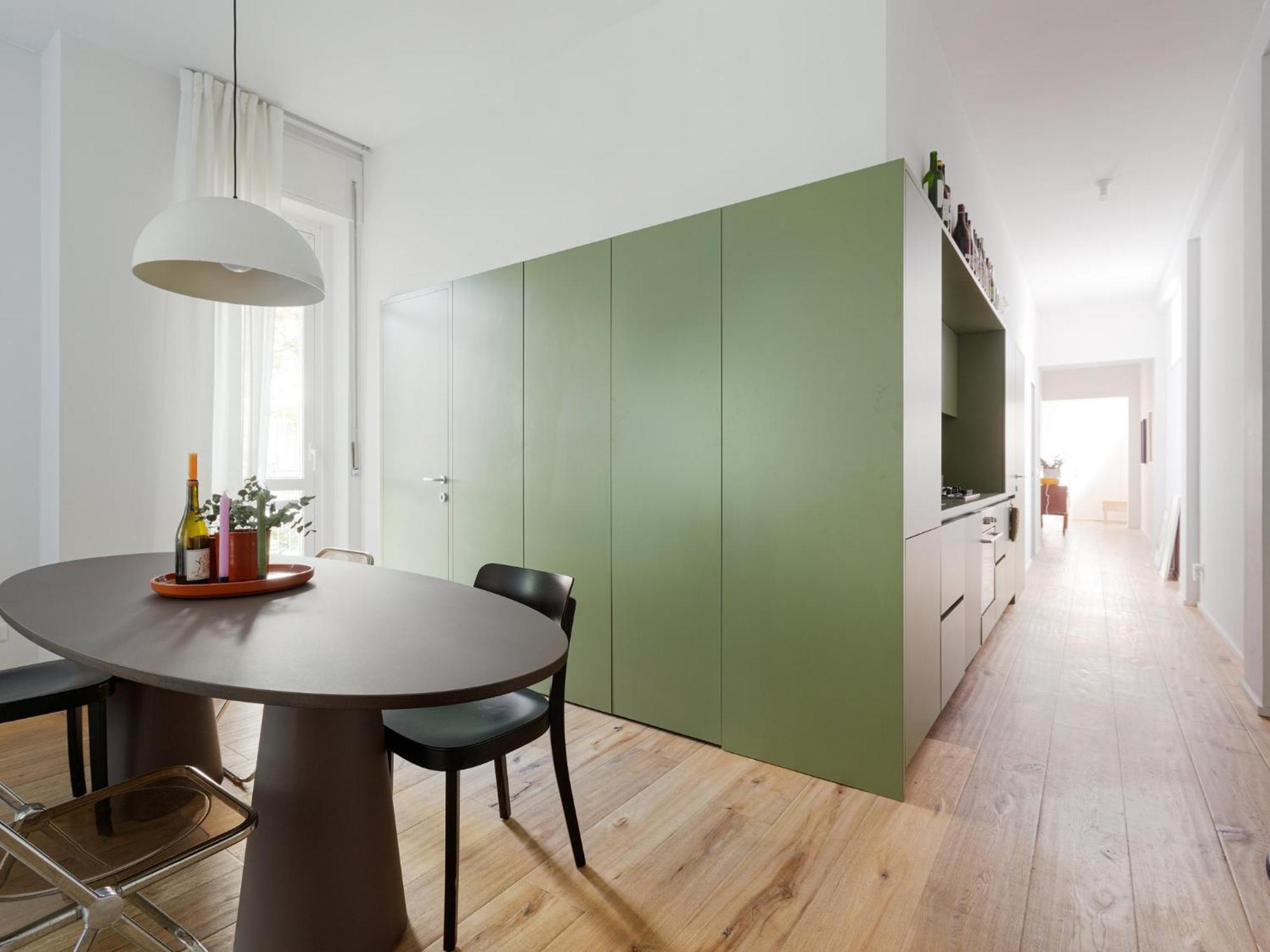 Abbiategrasso M2 With Balconies Apartment *