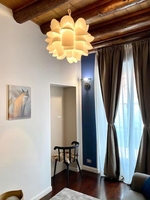 Duomo Area 2 Bedroom Deluxe Apartment *