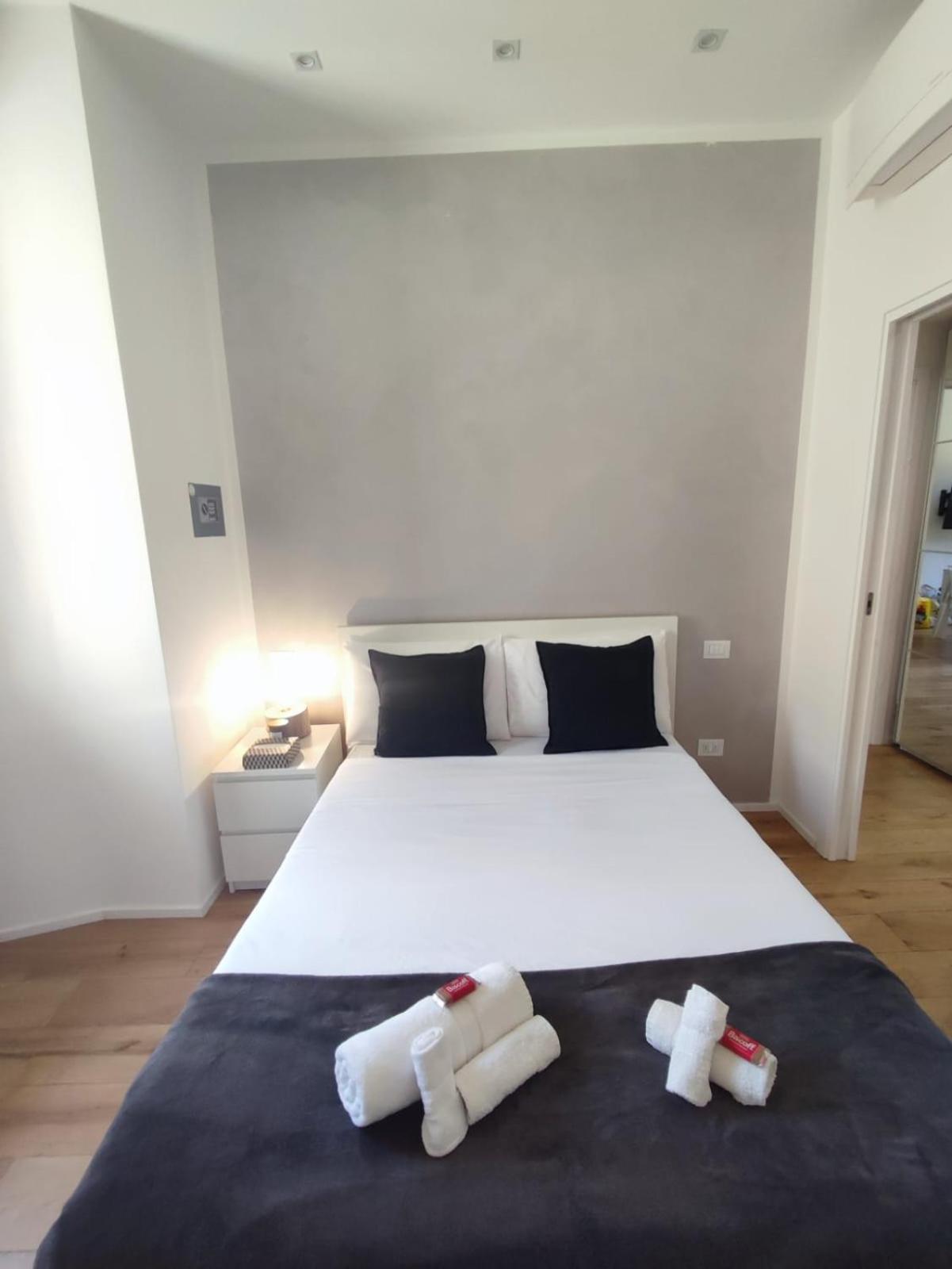Lejlighed Regina In Porta Lodovica - Wifi E Breakfast Box
