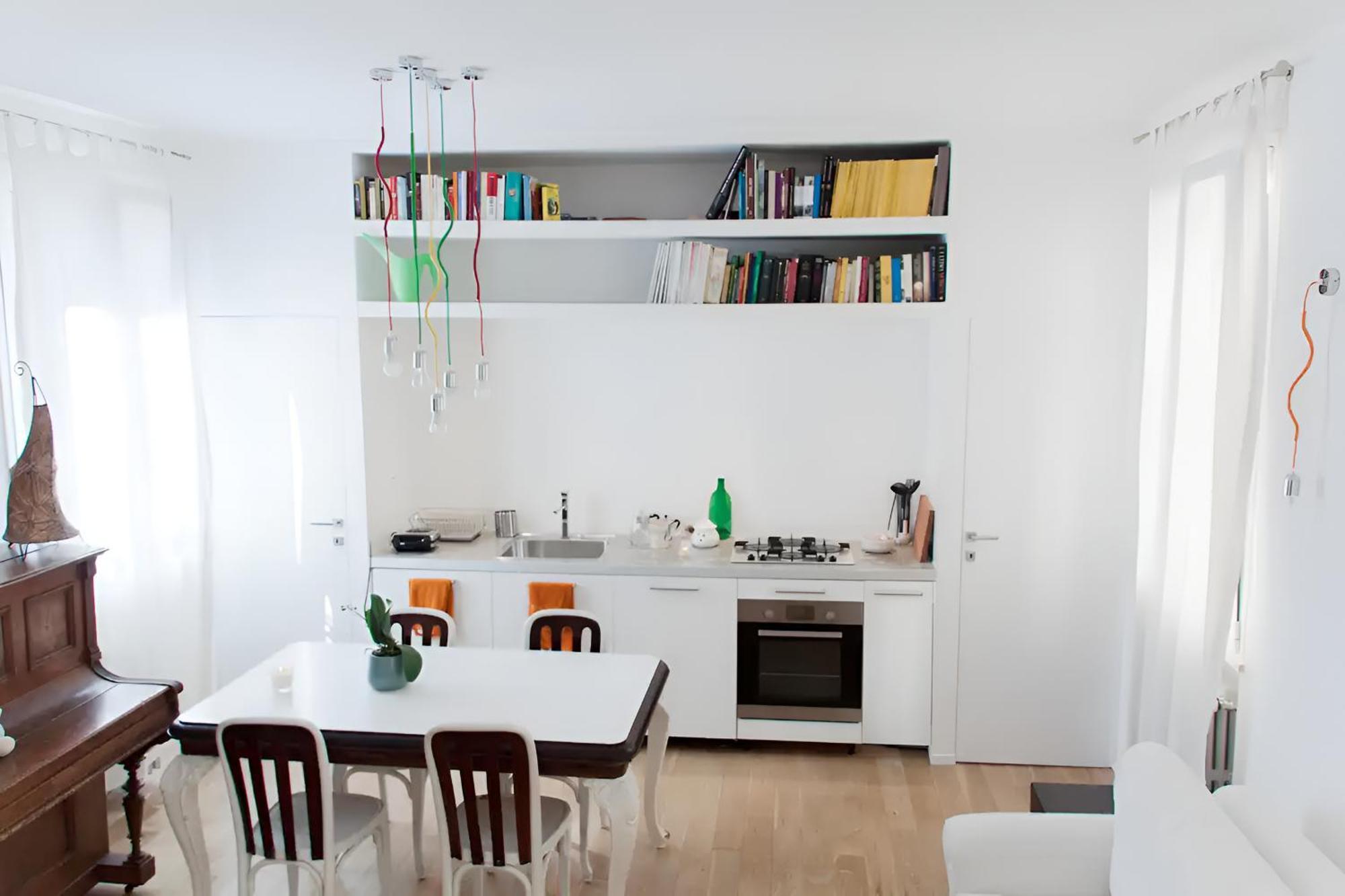 Yr - Station Apartment Mailand