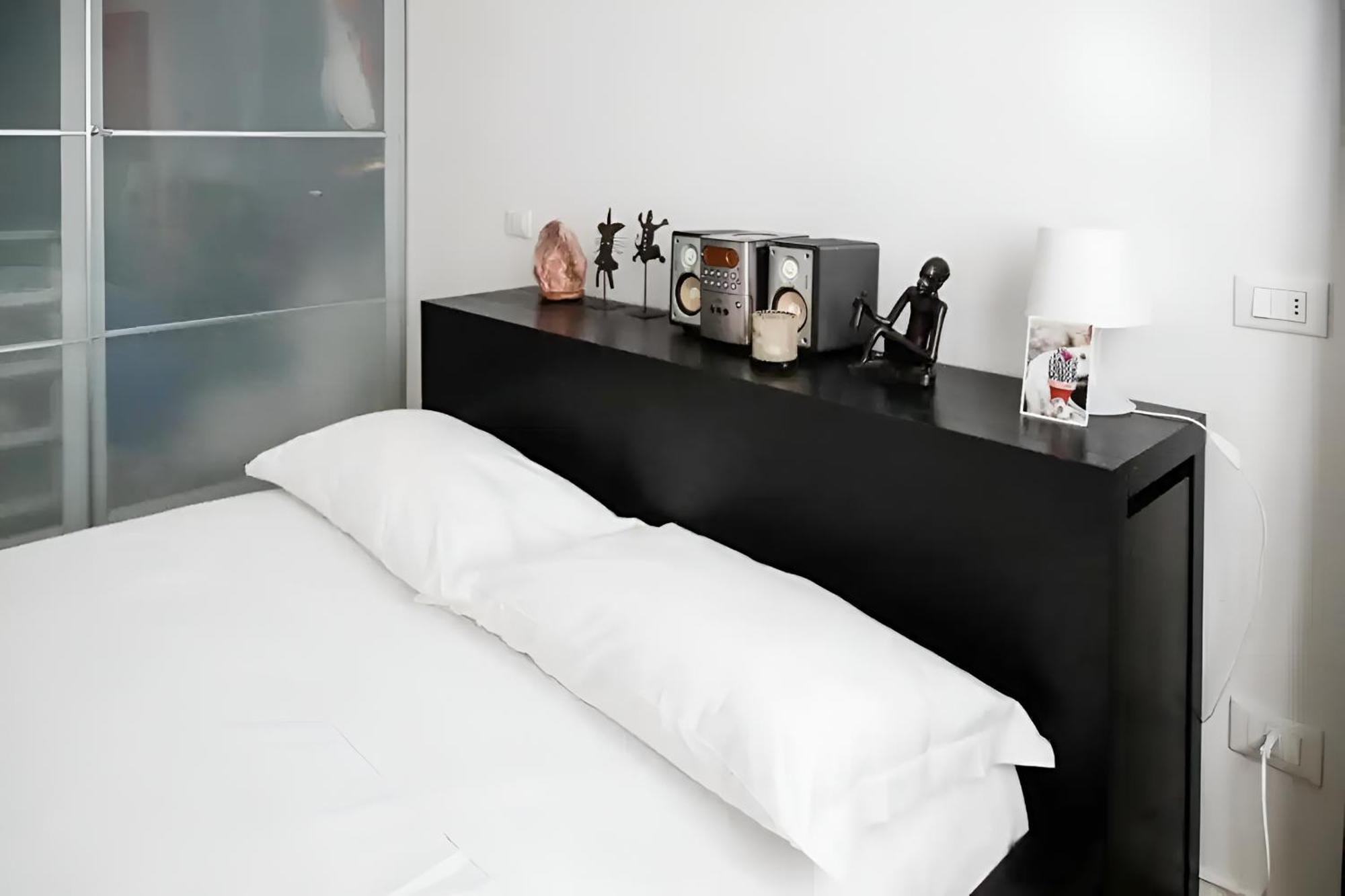 Apartment Yr - Station