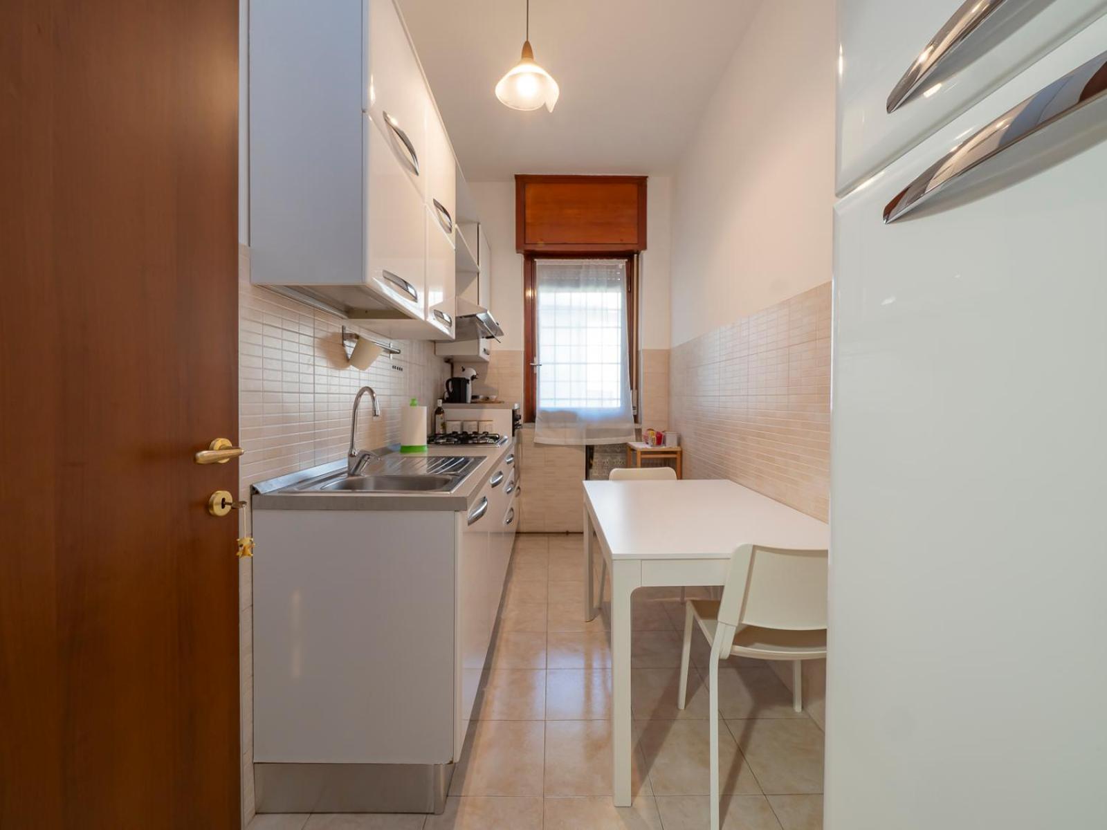Xenia - Renovated Two-room In Fiera Area Milano