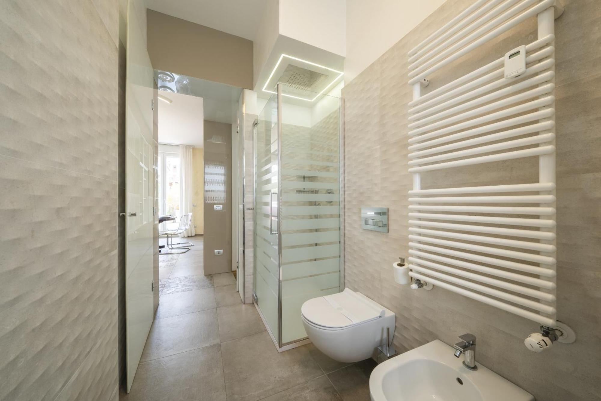 Glamorous Terrace Excl 3bdr A 300mt Da Apartment *
