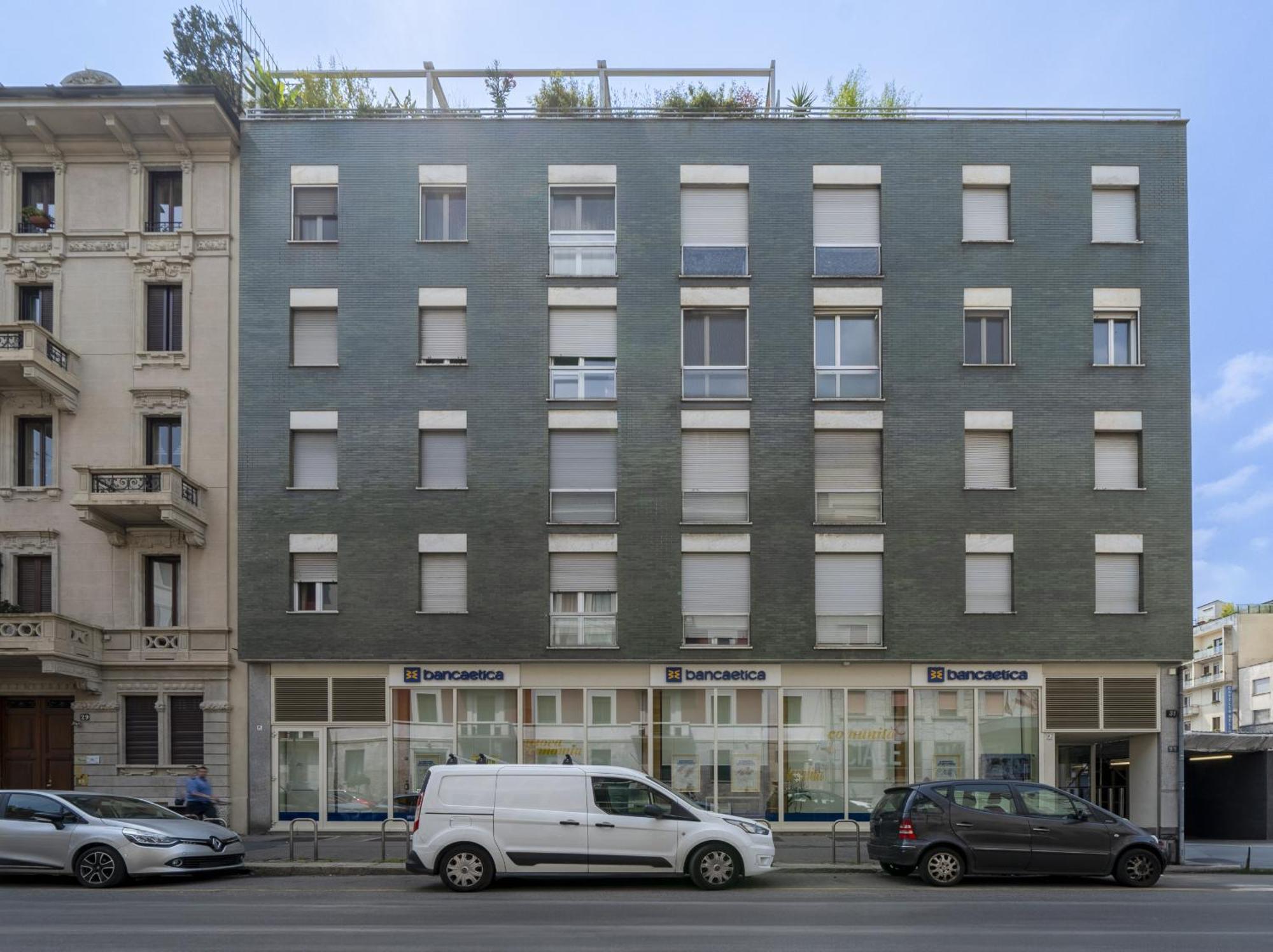 Glamorous Terrace Excl 3bdr A 300mt Da Milan