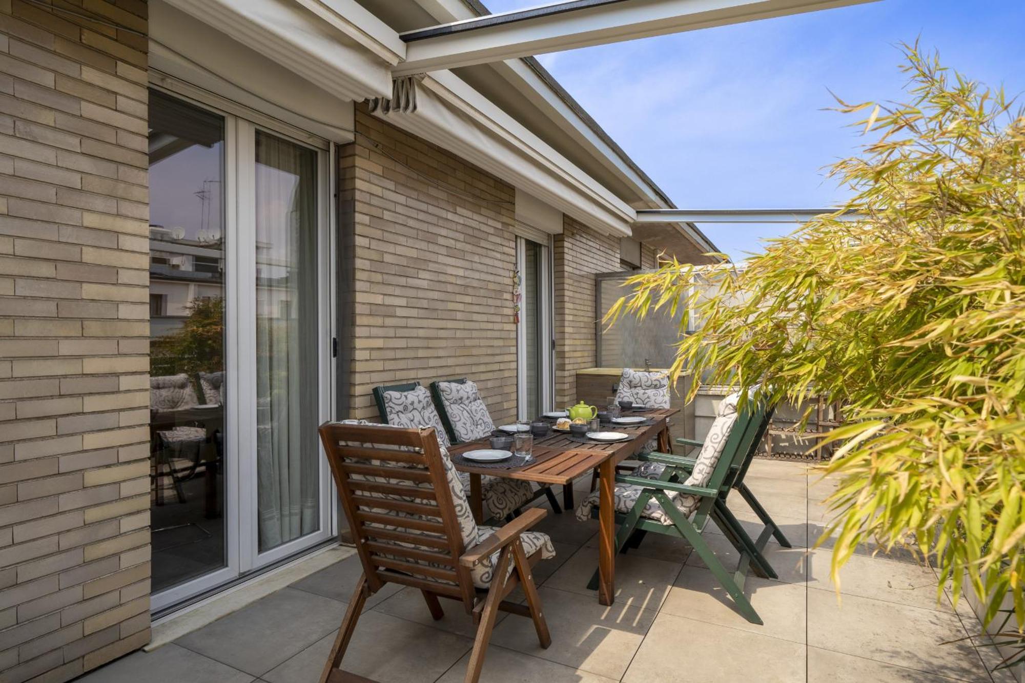 Glamorous Terrace Excl 3bdr A 300mt Da *