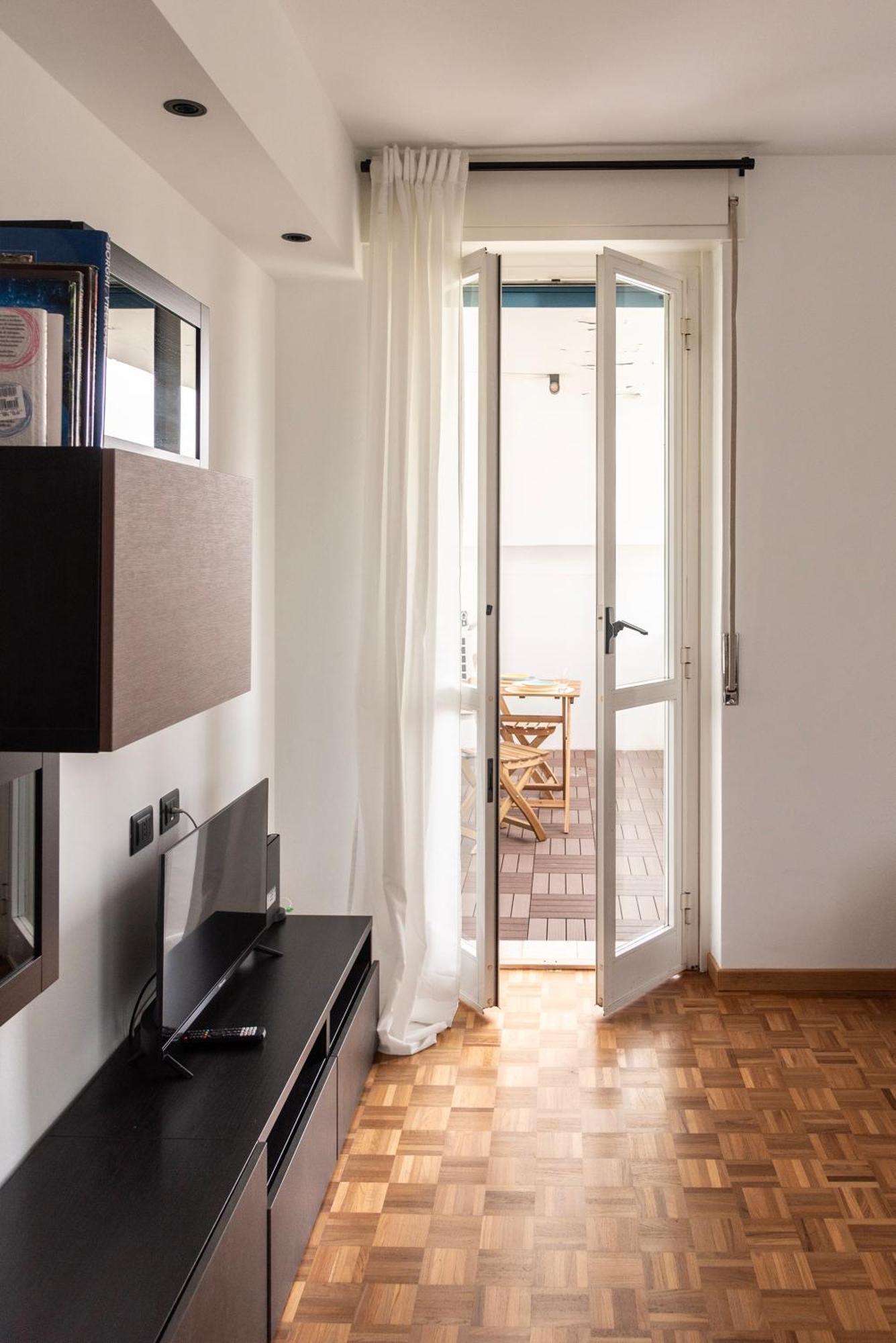 Youhosty- Terragni 31 Milano