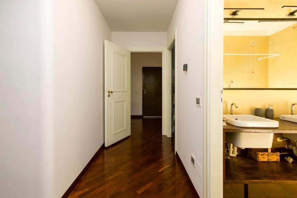 Appartamento Duomo Big House130mq Vista Tempio Milano