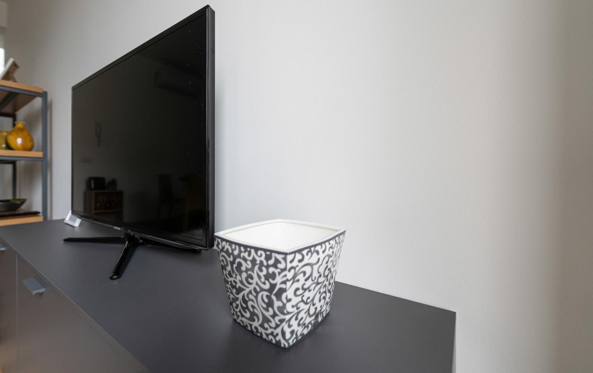 Elegant In The Heart Of Apartment Milan