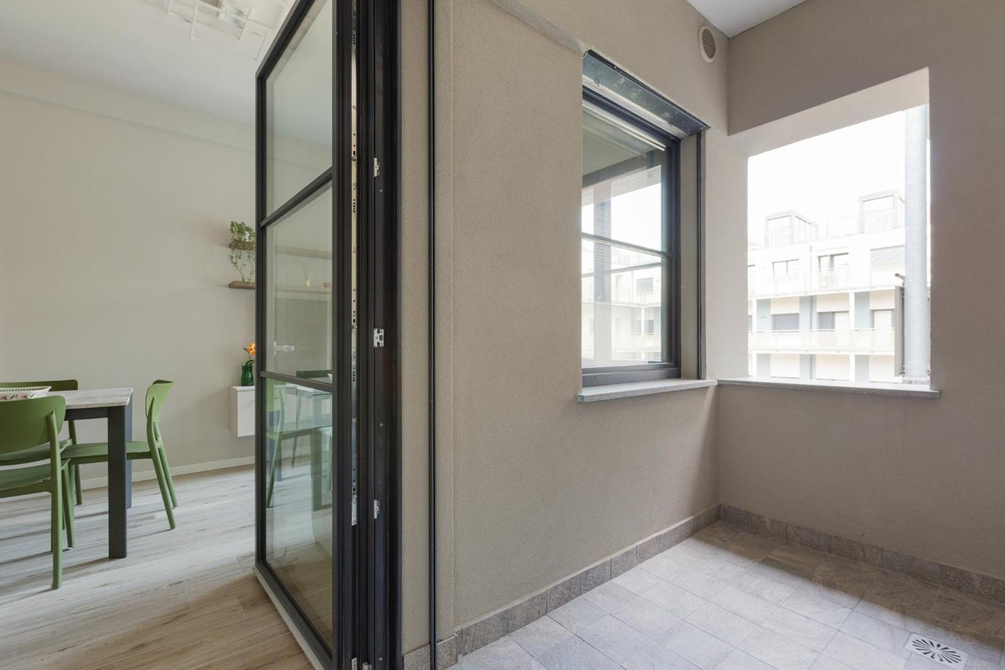 Appartamento Superior With Veranda And Shared Swimming Pool Milano