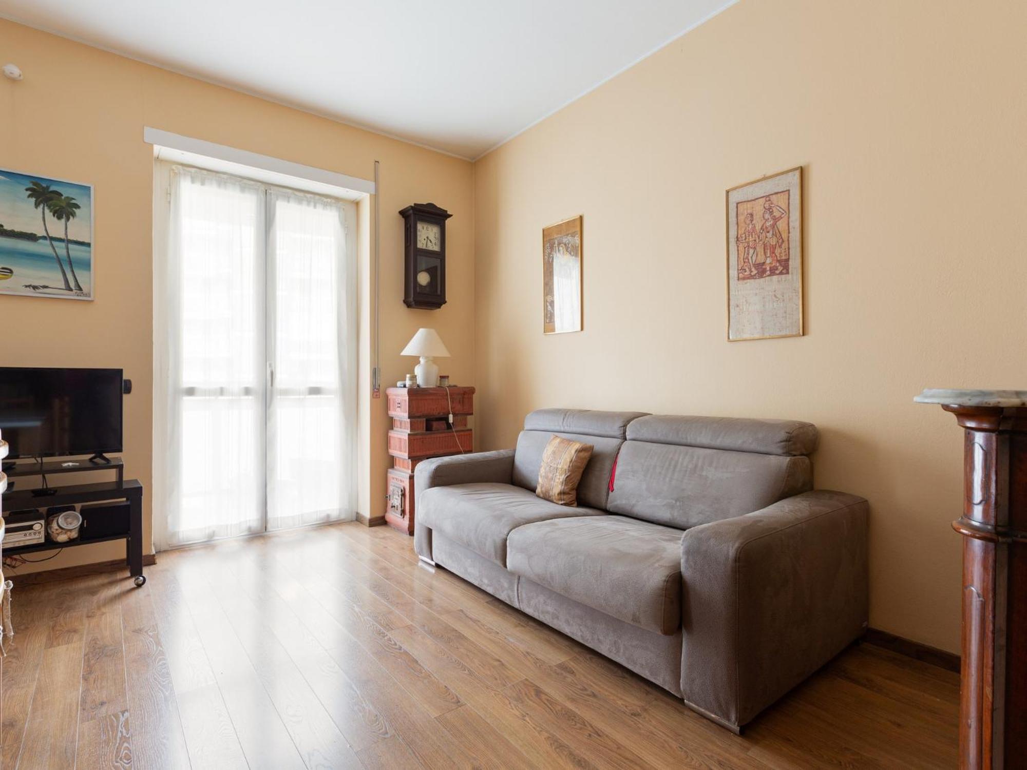 Bande Nere M1 Comfy With Balcony *