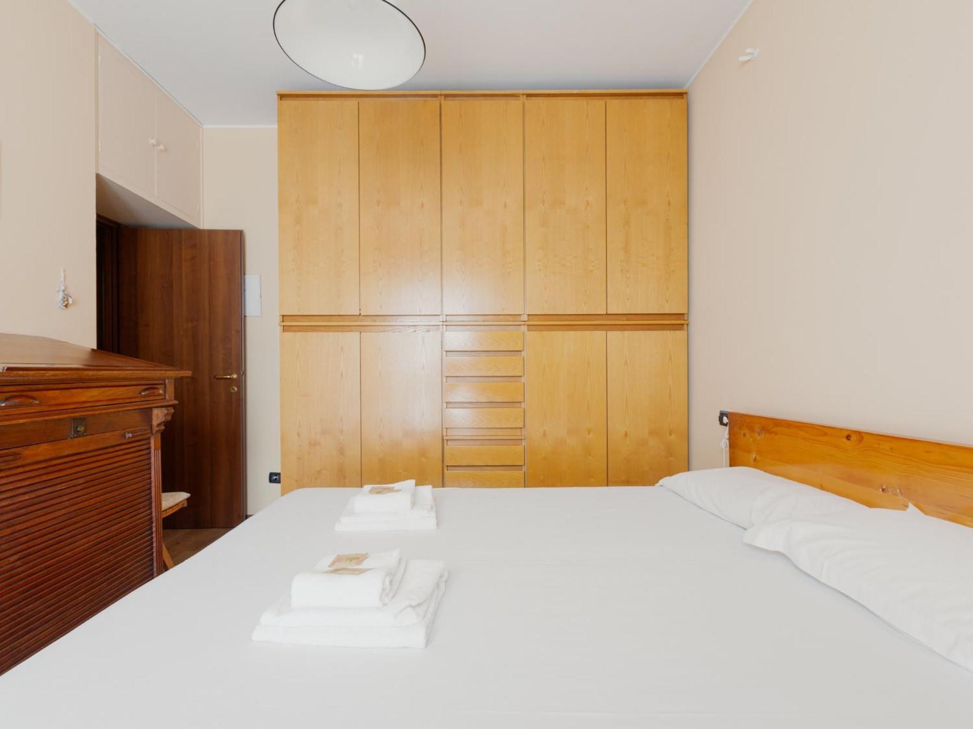 Bande Nere M1 Comfy With Balcony * Milano
