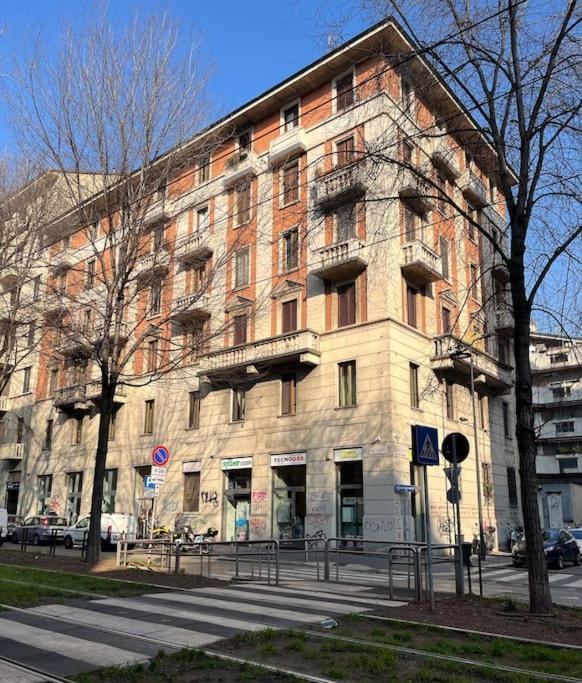 Apartment In *