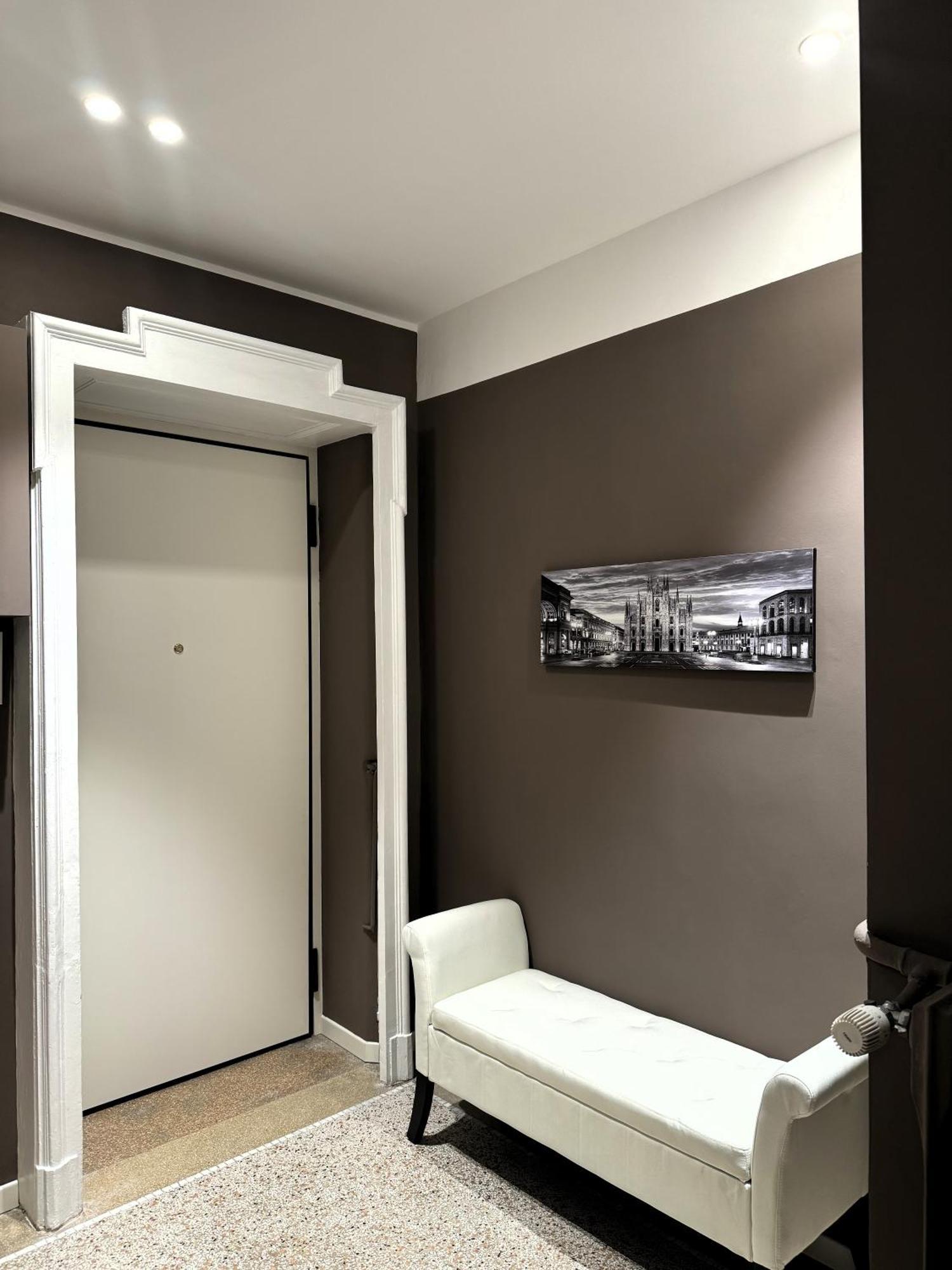 In Historic Building- Porta Venezia Lejlighed Milano