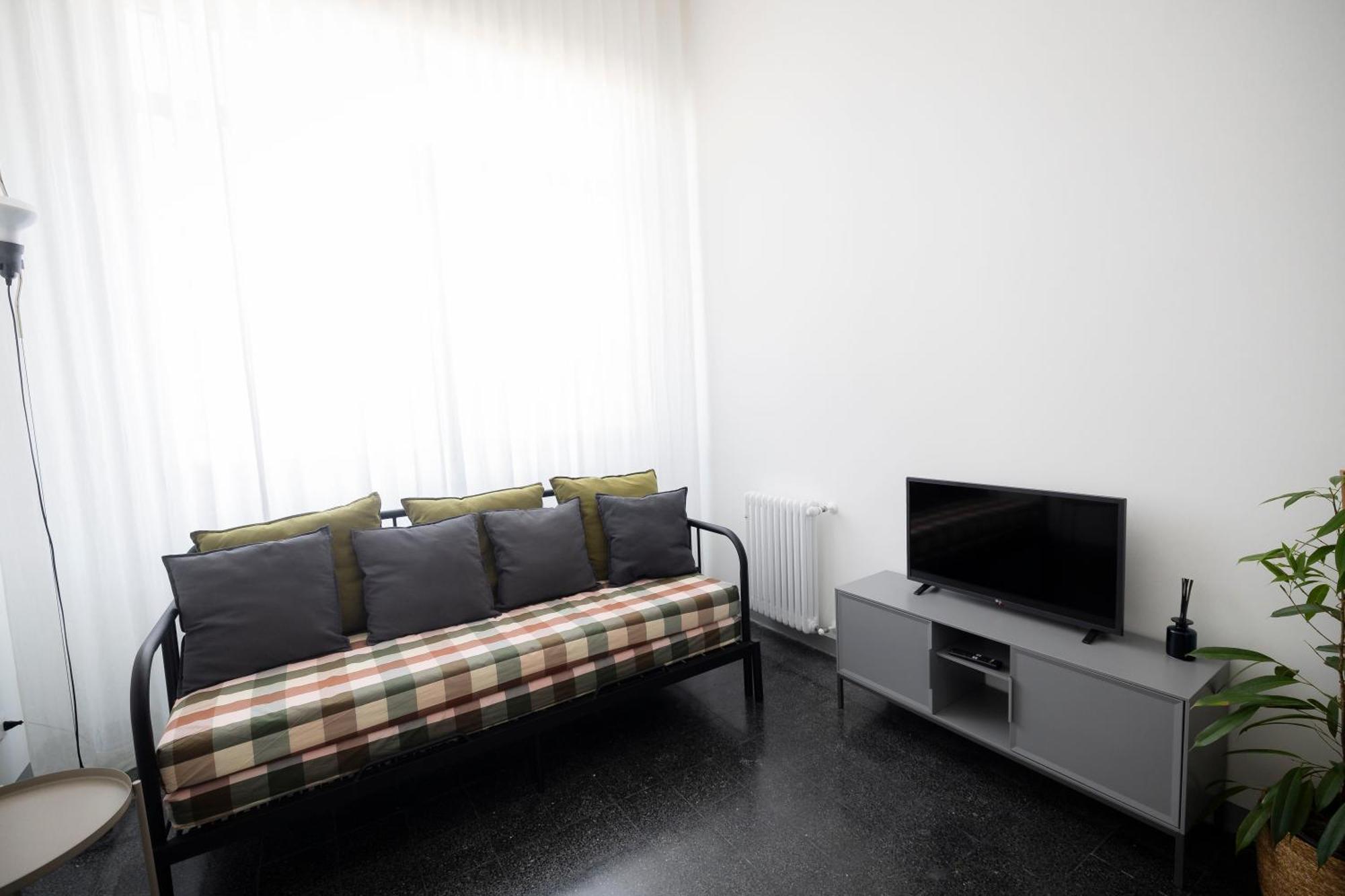 Tradate 9 - Nuovissimo Bilocale In Bovisa * Milano