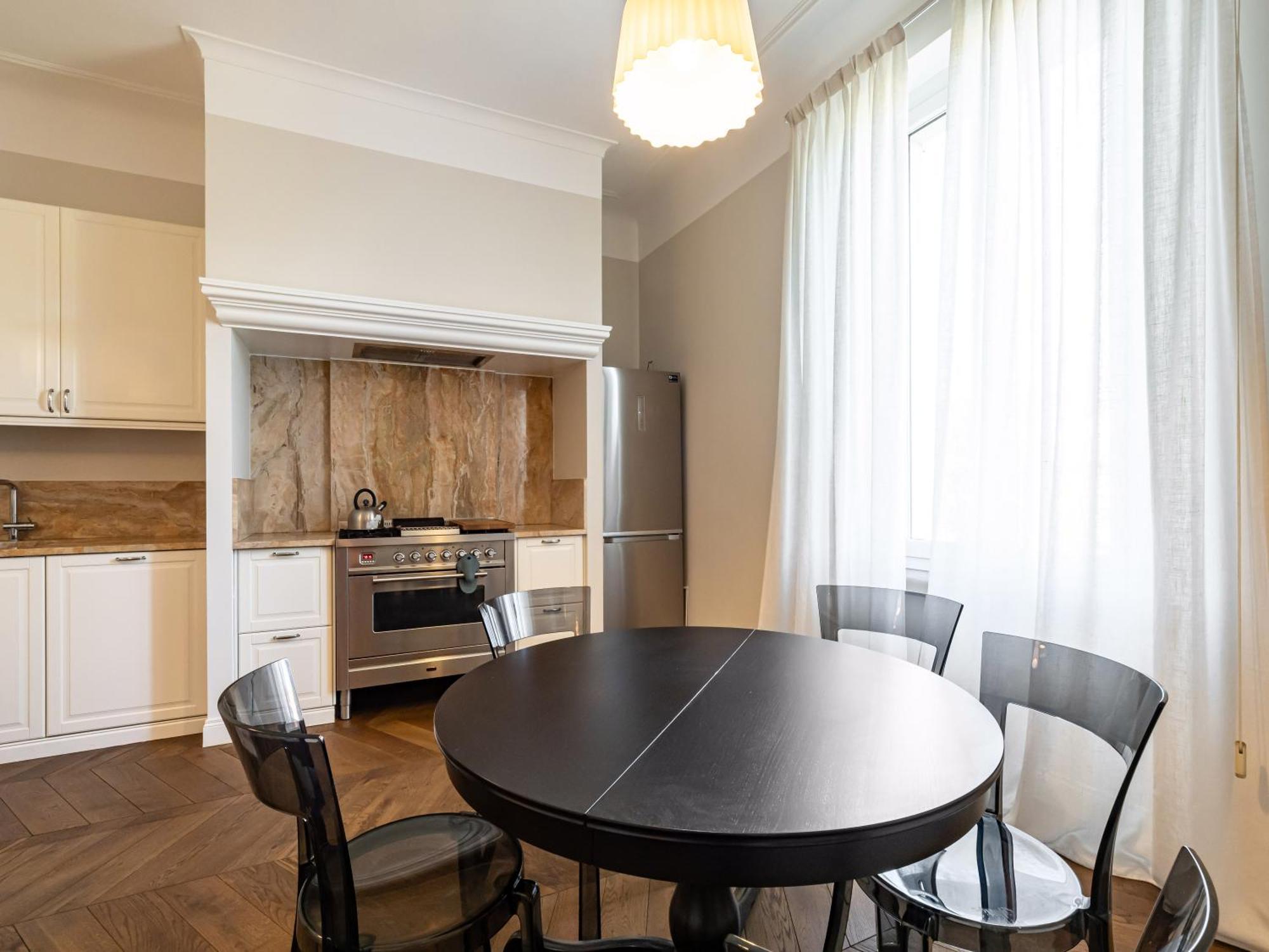 Citta Studi Elegant Huge Apartment *