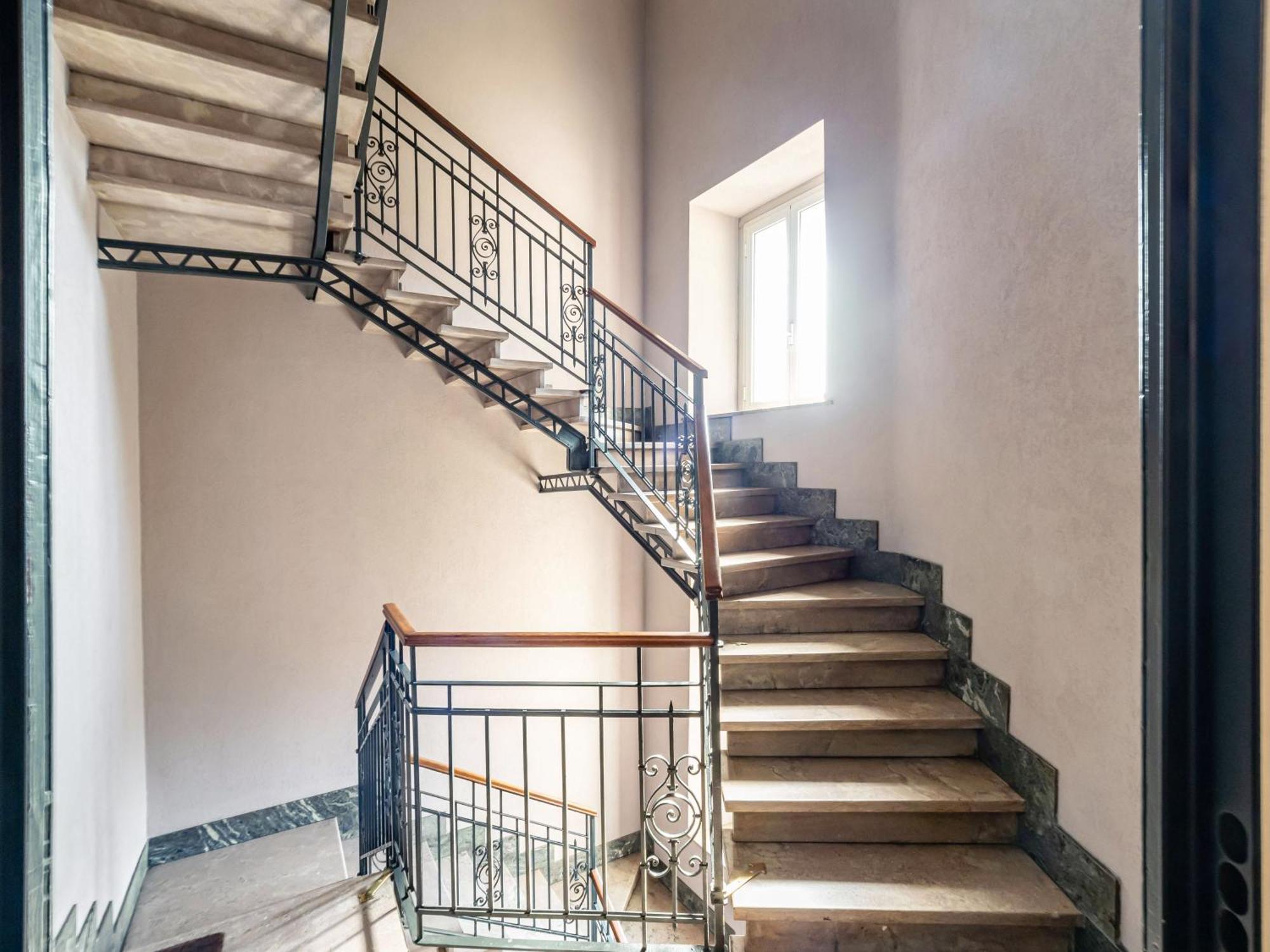 Citta Studi Elegant Huge Apartment *