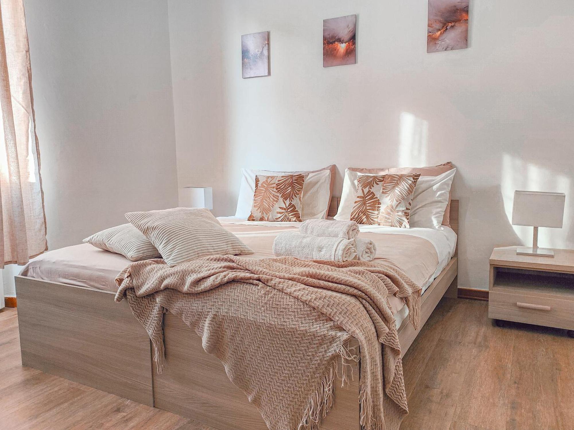 Apartment S&m 