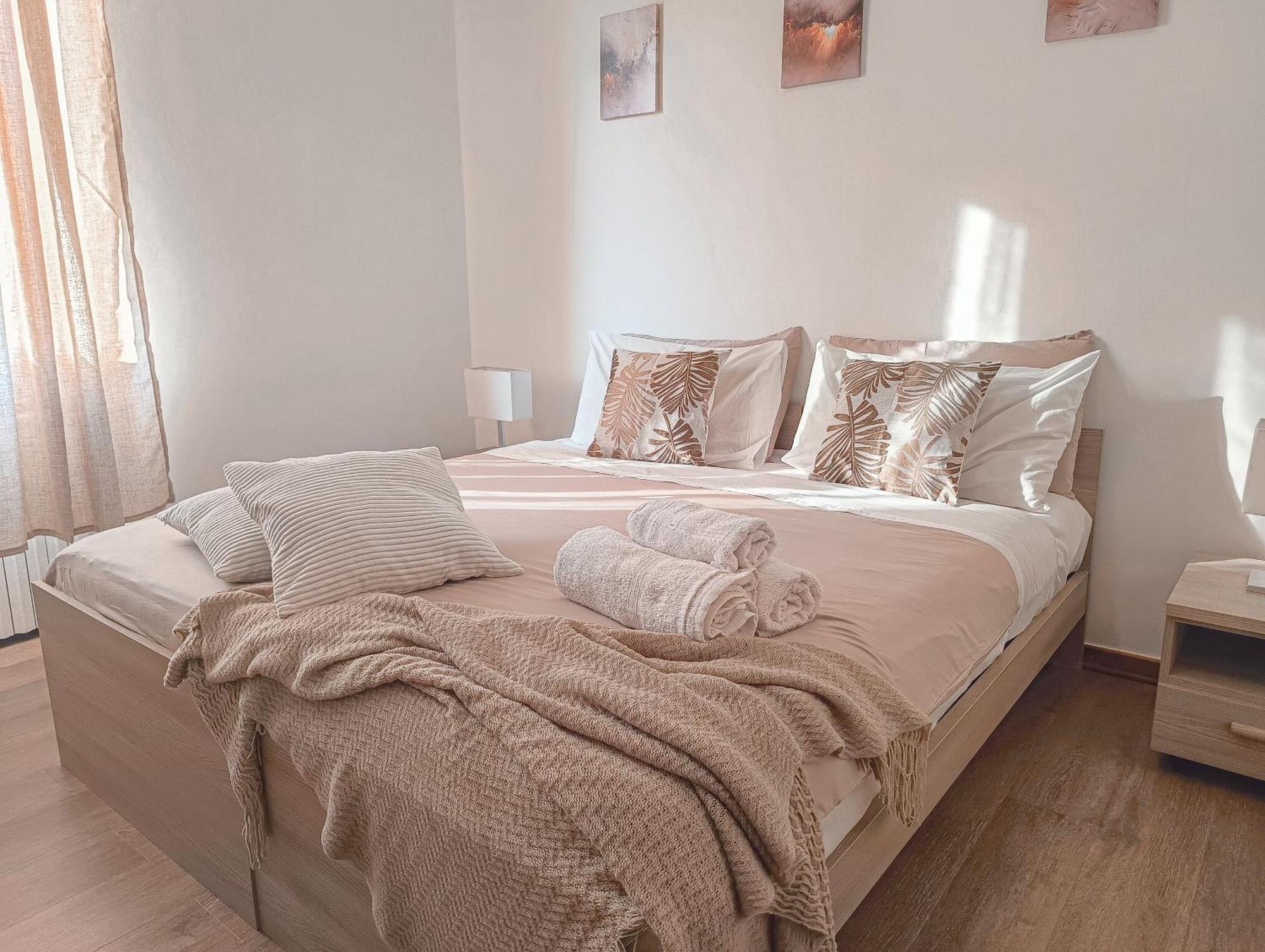 Apartment S&m 