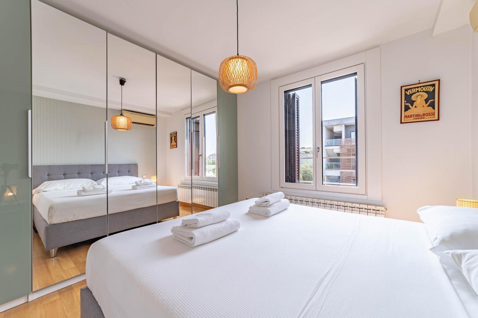 10' Navigli, Penthouse With Panoramic View * Milano