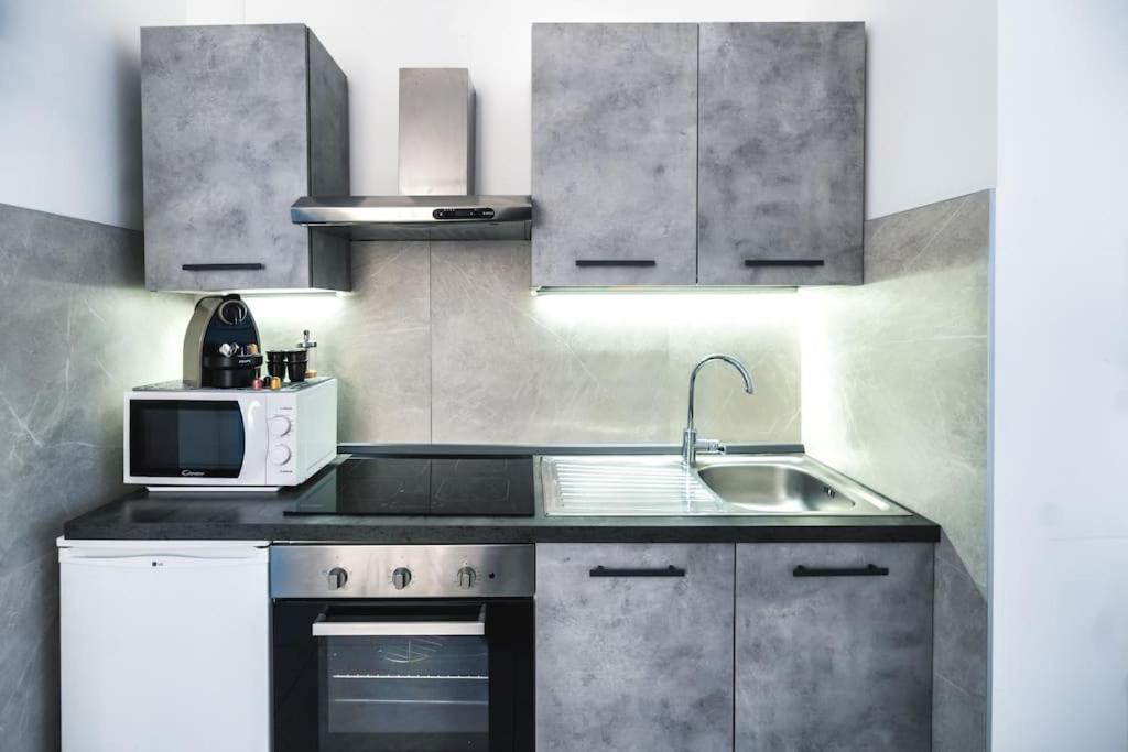 Appartamento Roomy 6 Guests, Launchpad, 30mts To Loreto M1 M2 *