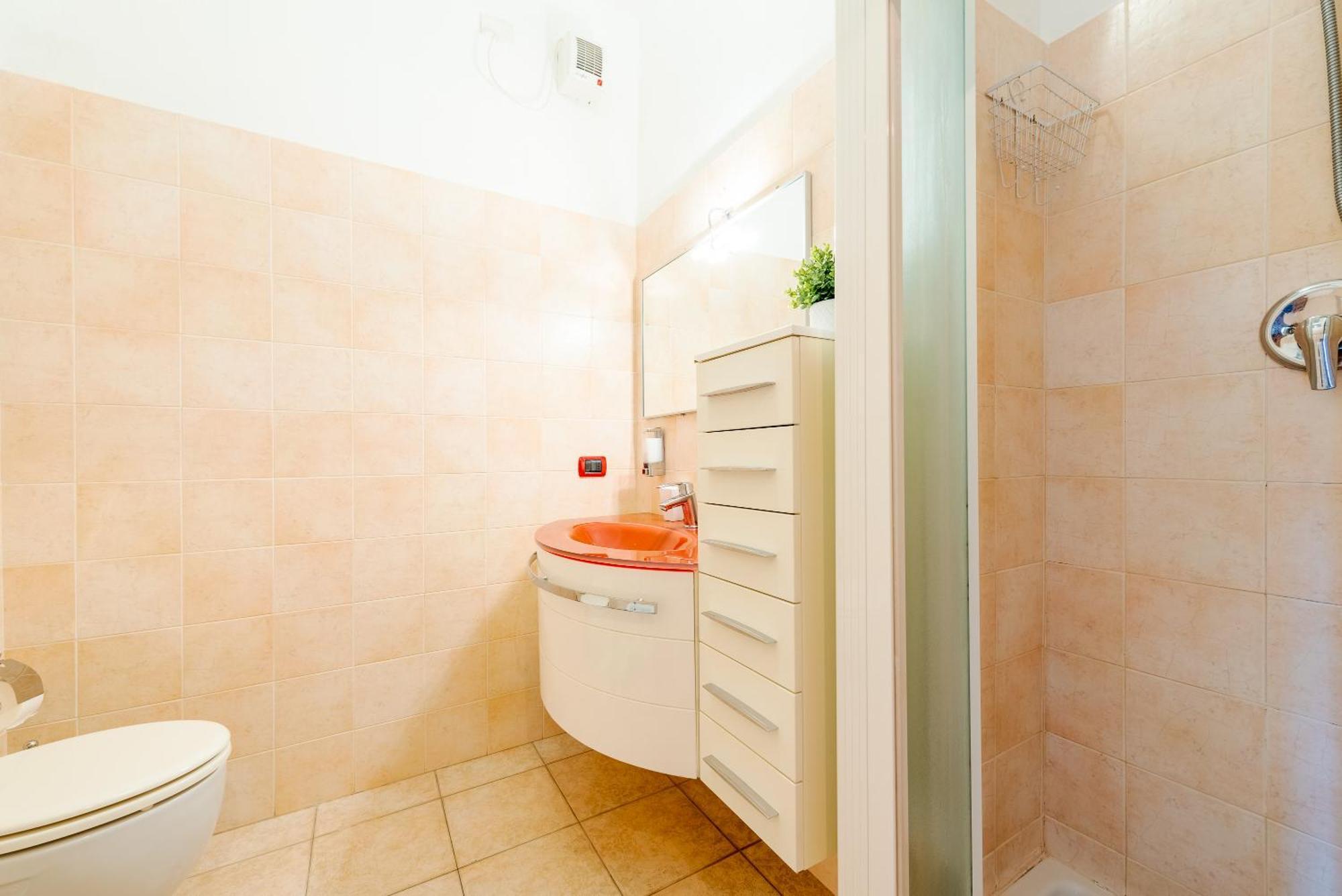 Apartment Guest Planet - Rosso - Navigli Area Mailand