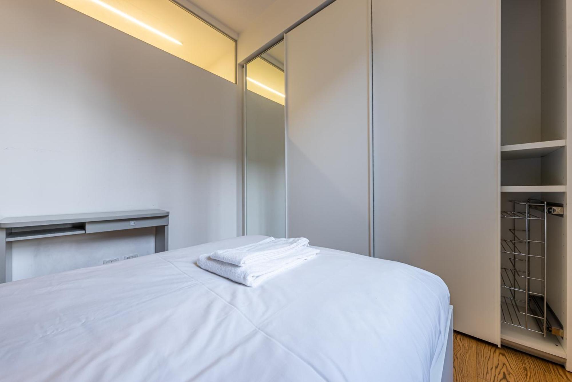 Porta Romana - Curtatone Apartment *