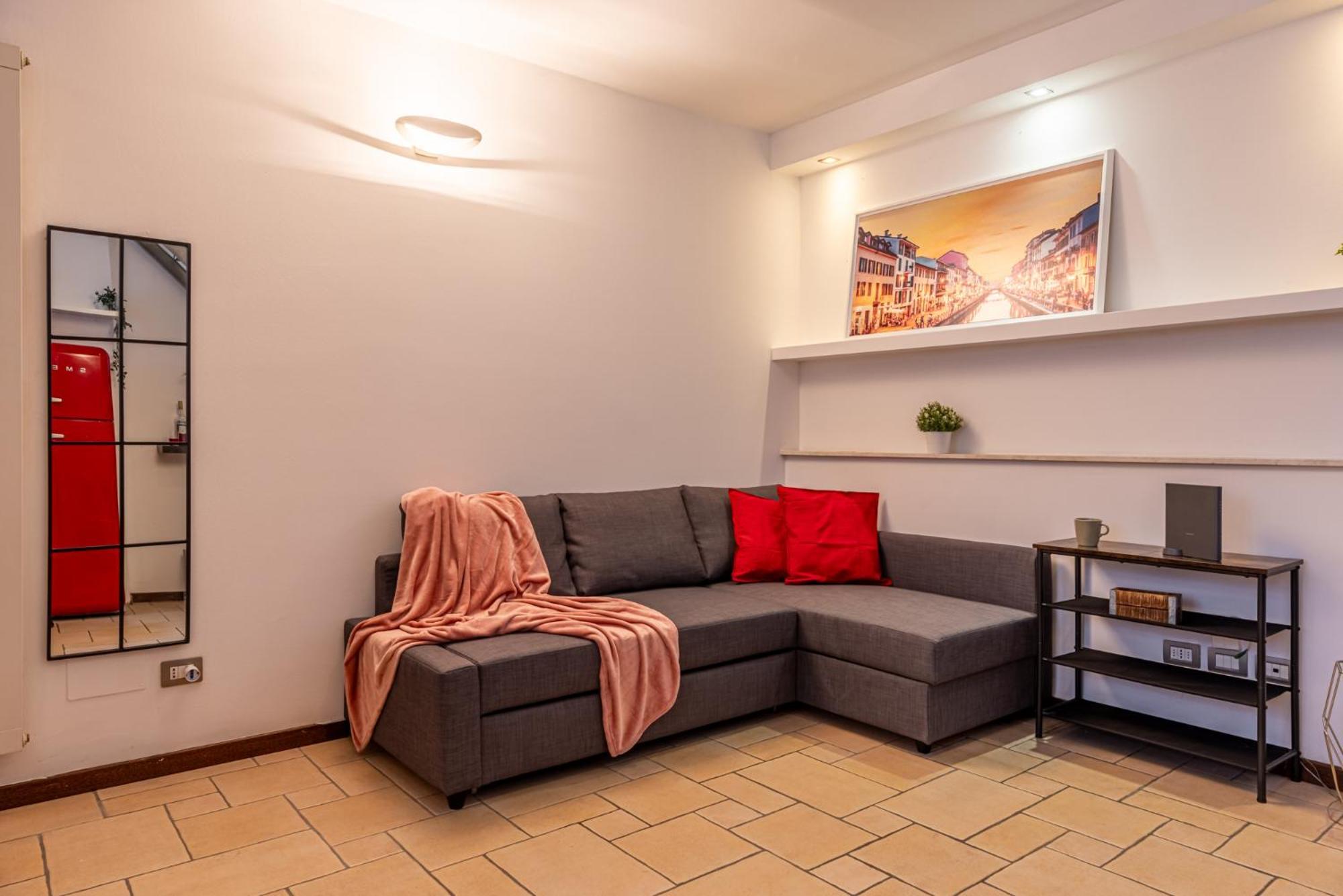 Appartement Romantic Navigli - 15min Duomo - Free Parking *