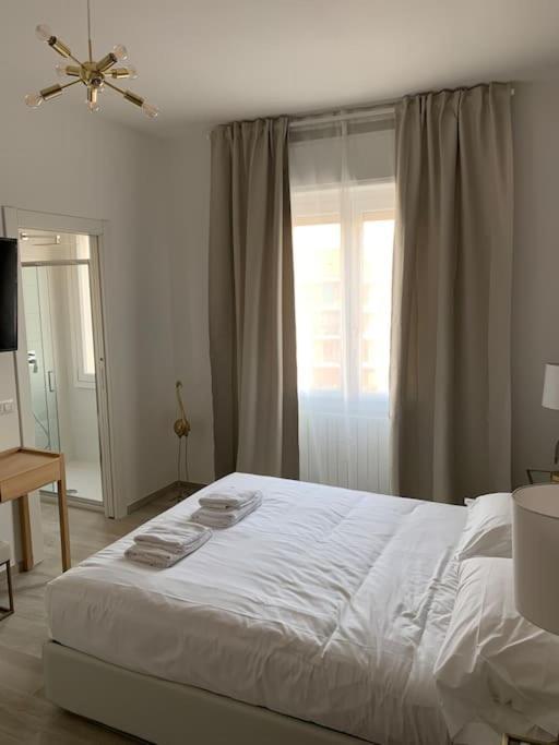 Apartment Trilocale Con Vista E Due Bagni Vicino Citylife
