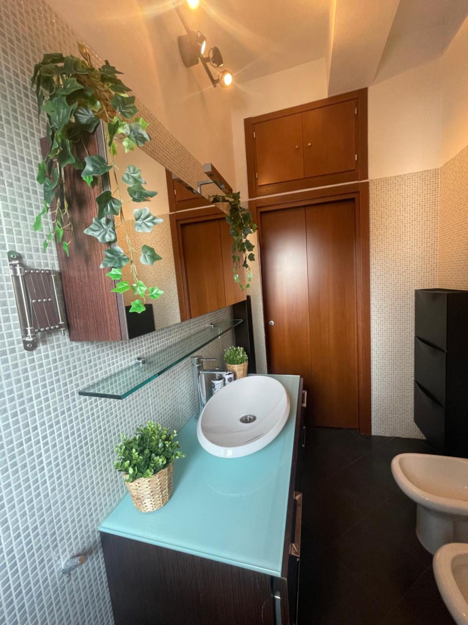 Home In Town - Niguarda - Metro M3 Sotto Casa - Duomo In 12Min Apartment Mailand