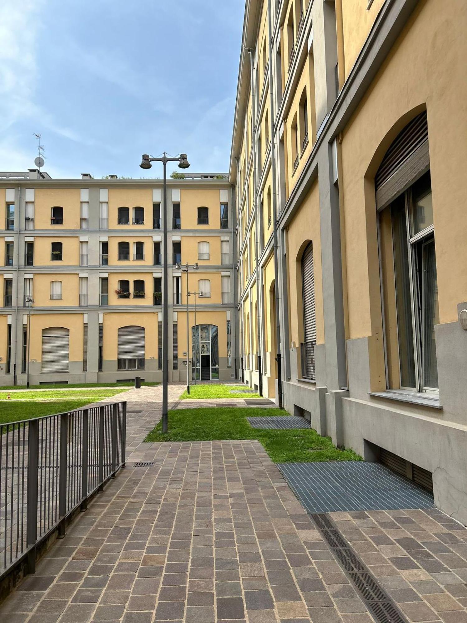 Urban Bicocca House *