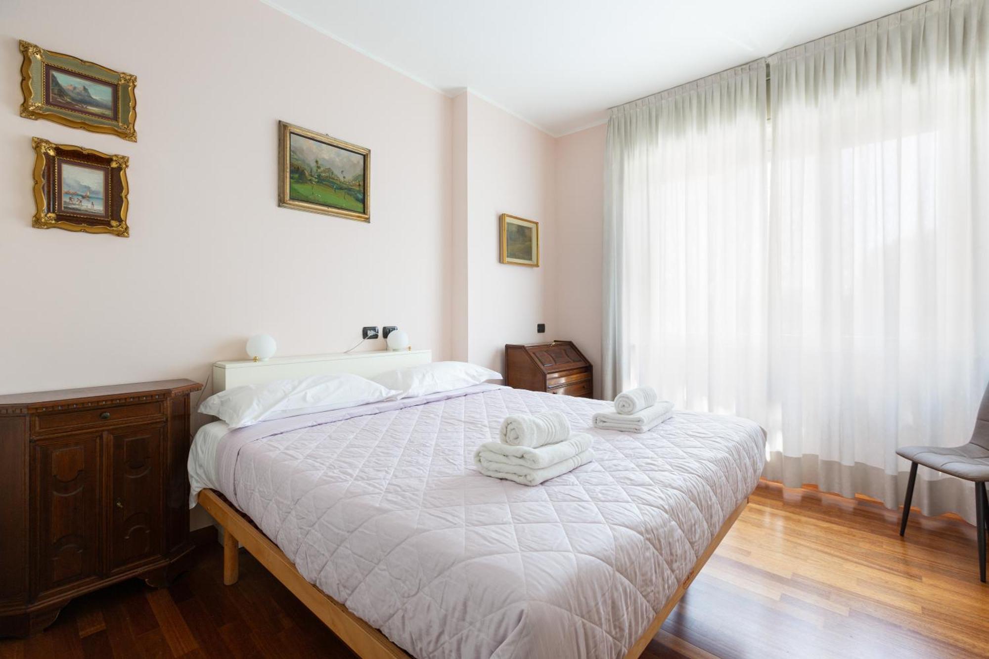 Porta Romana Cozy With Balcony Apartment