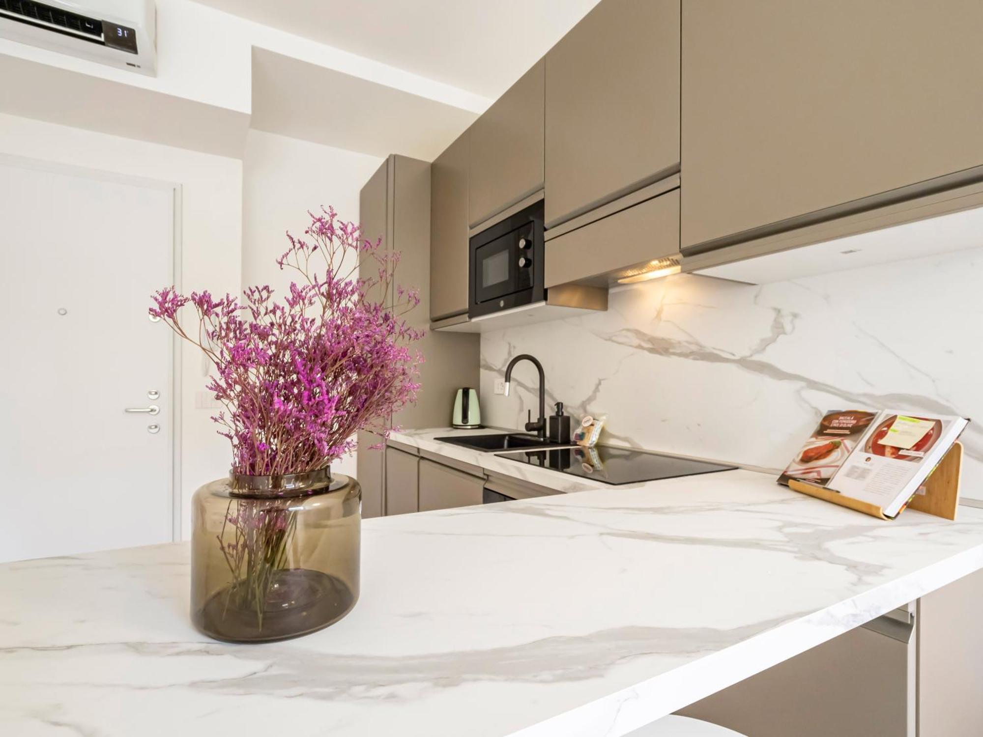 Apartment Charming 230m From Isola M5 Mailand