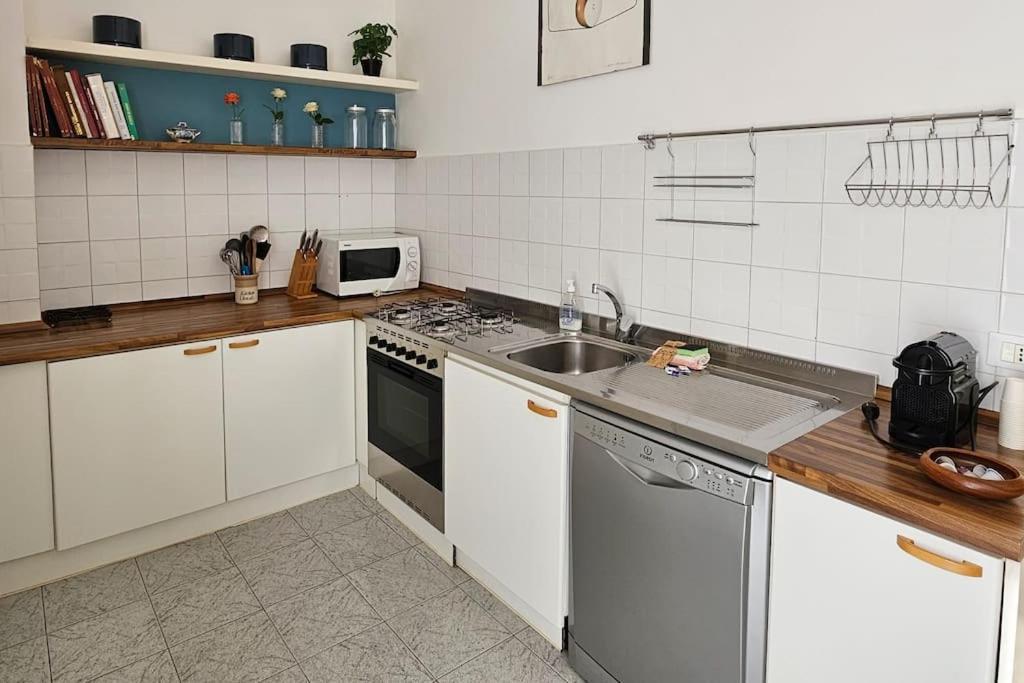 Corso Genova Urban Living In Apartment