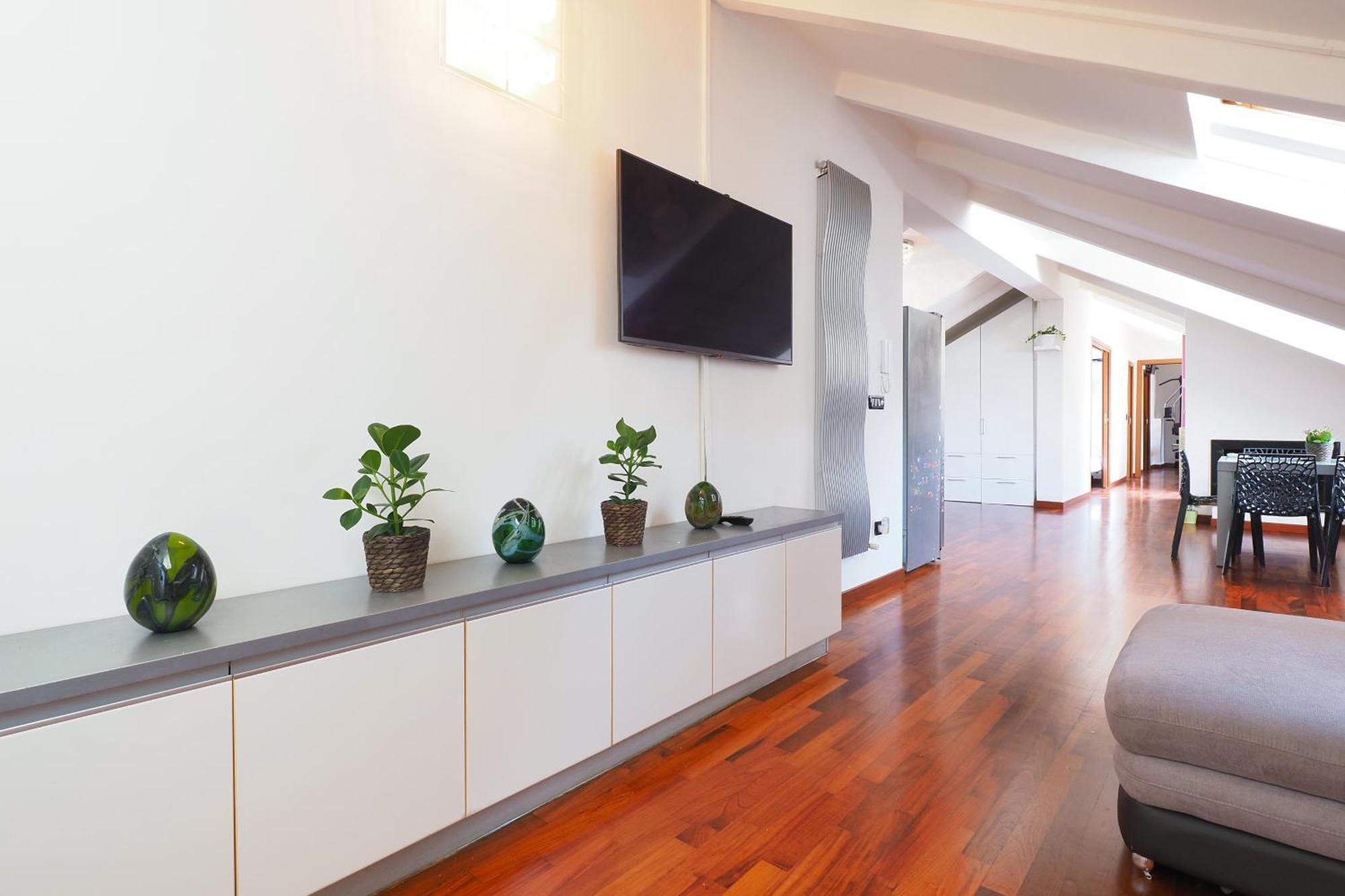 Primopiano - Savona 1 * Milano