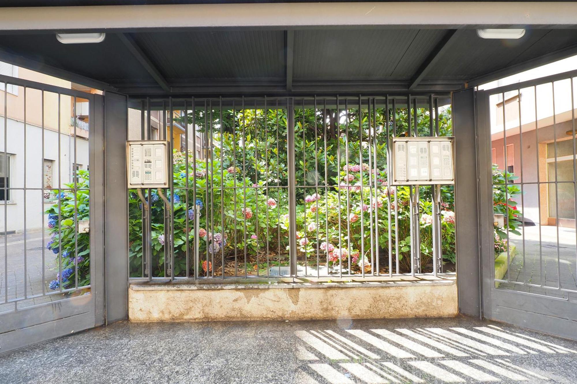 Apartment Primopiano - Savona 1 *