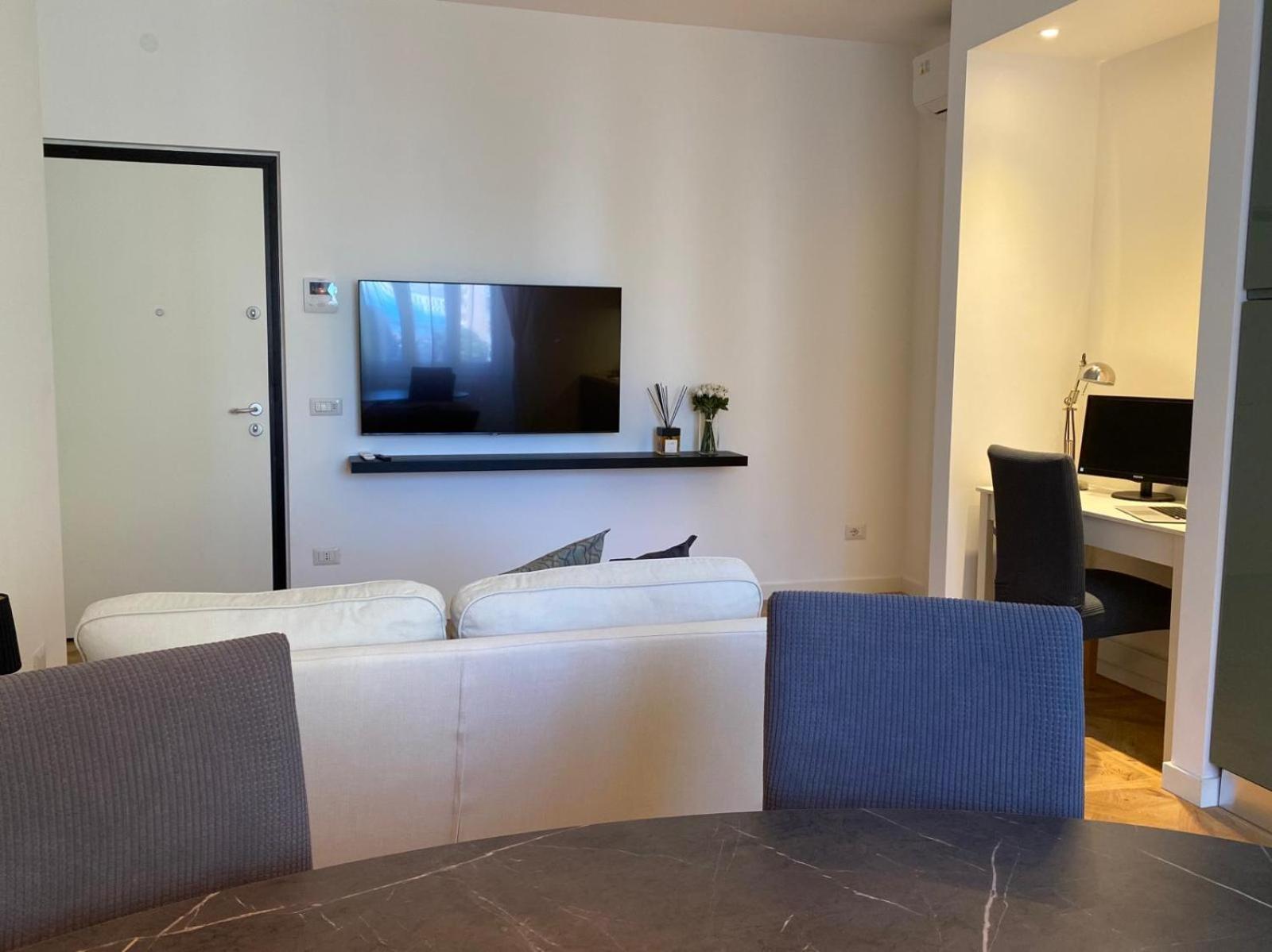 Modern 2 Bedrooms - Cino 15 Appartamento