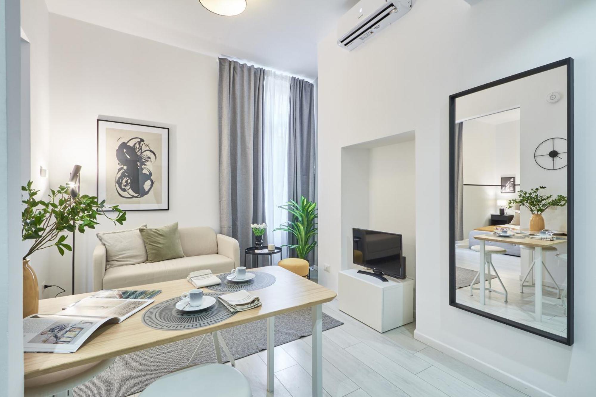 Apartment Elegante Minimal Dai Tocchi Botanici Milan