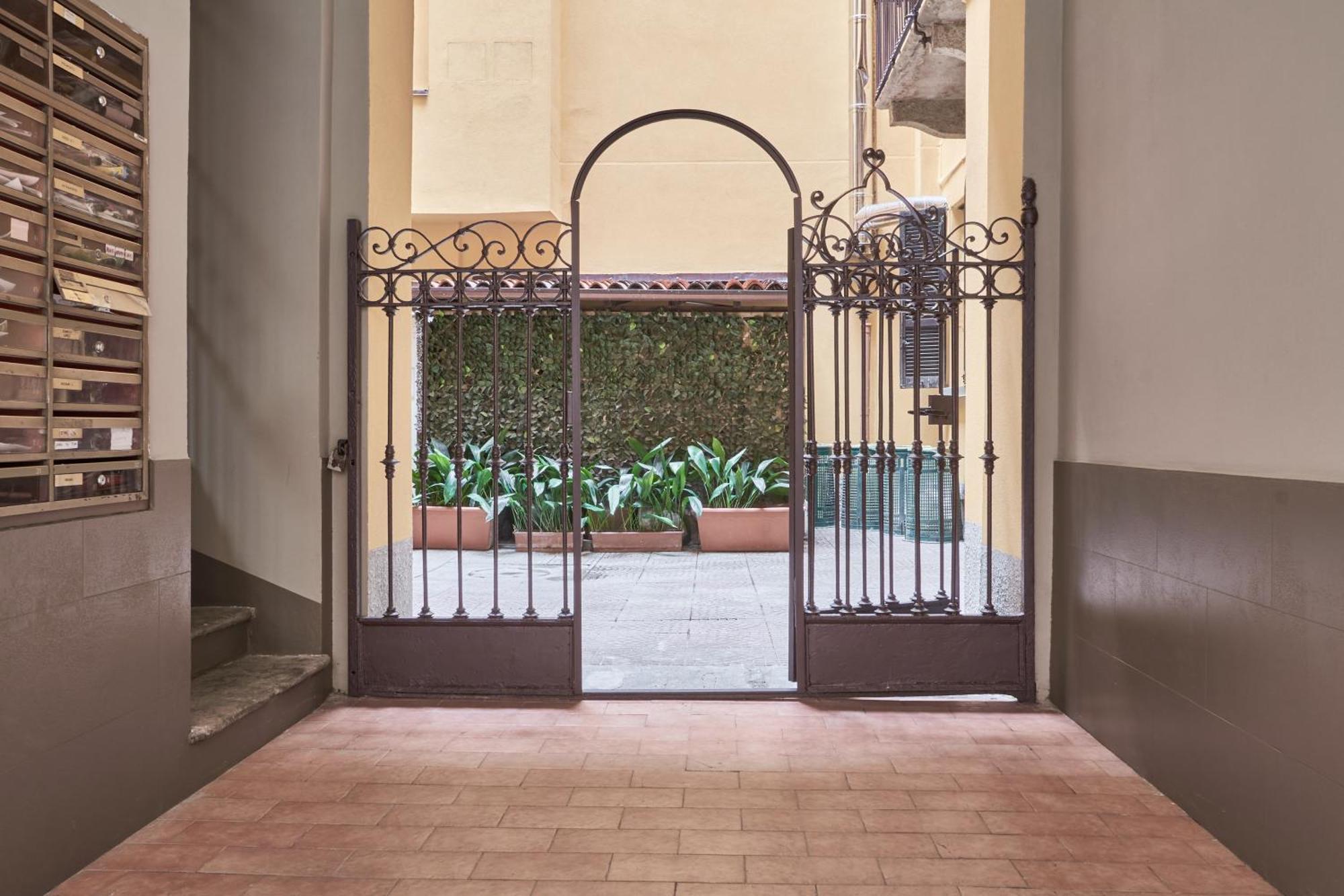 Apartment Elegante Minimal Dai Tocchi Botanici *