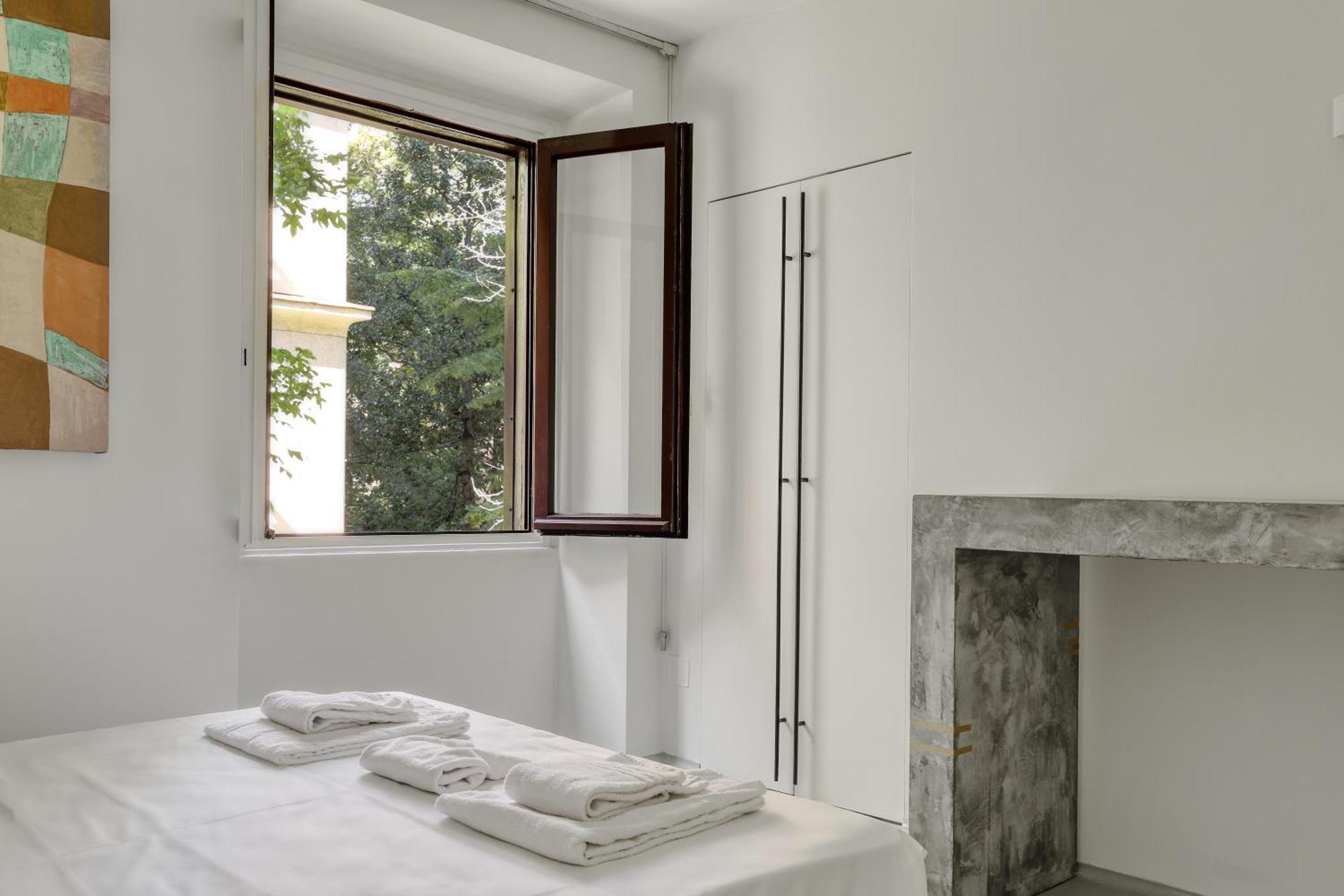Brera - Bright And Cosy 2 Bedrooms Apt- Via Solferino Milaan