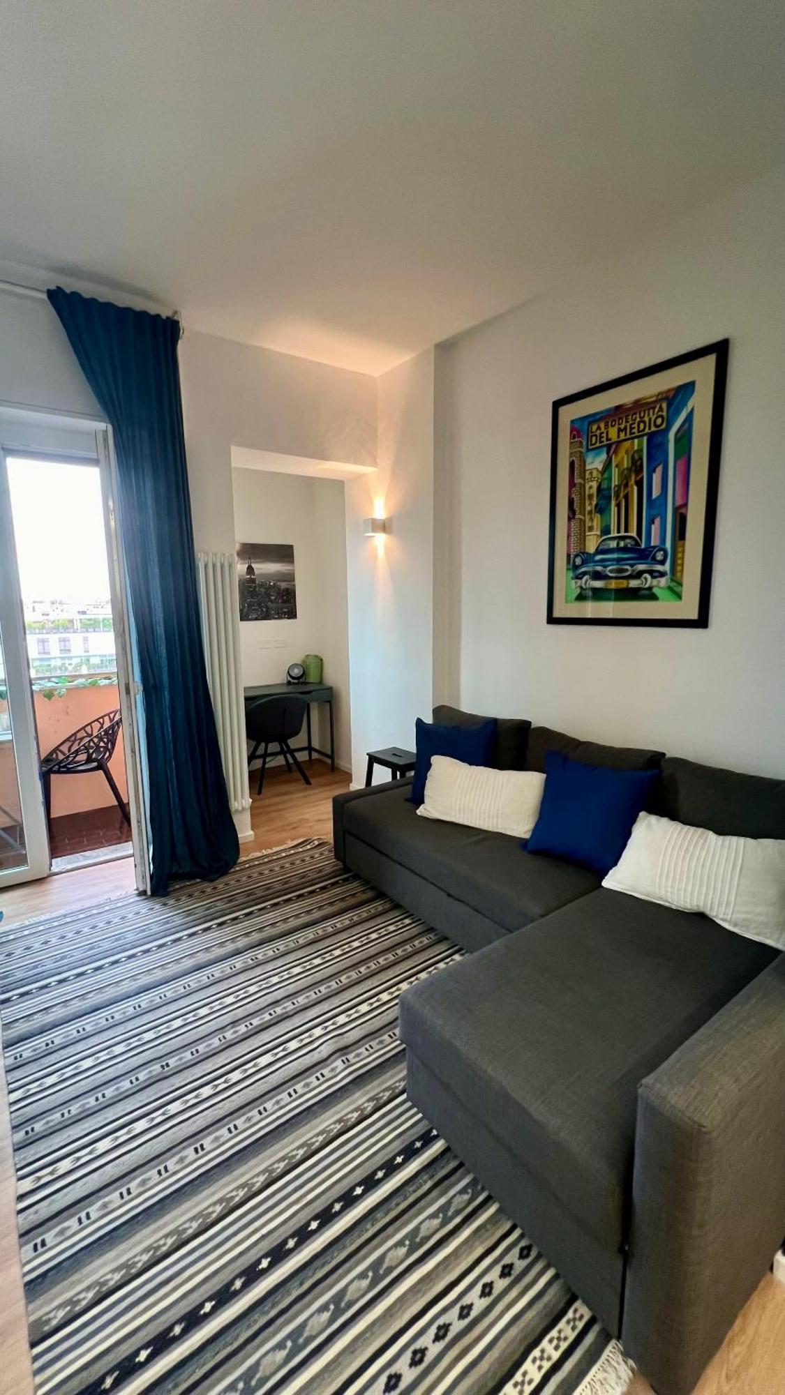 Gambara Urban Flat - Stylish And Next To Metro Lejlighed *