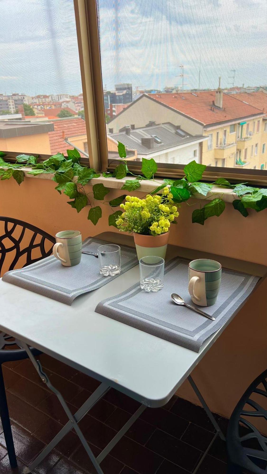 Gambara Urban Flat - Stylish And Next To Metro Lejlighed Milano