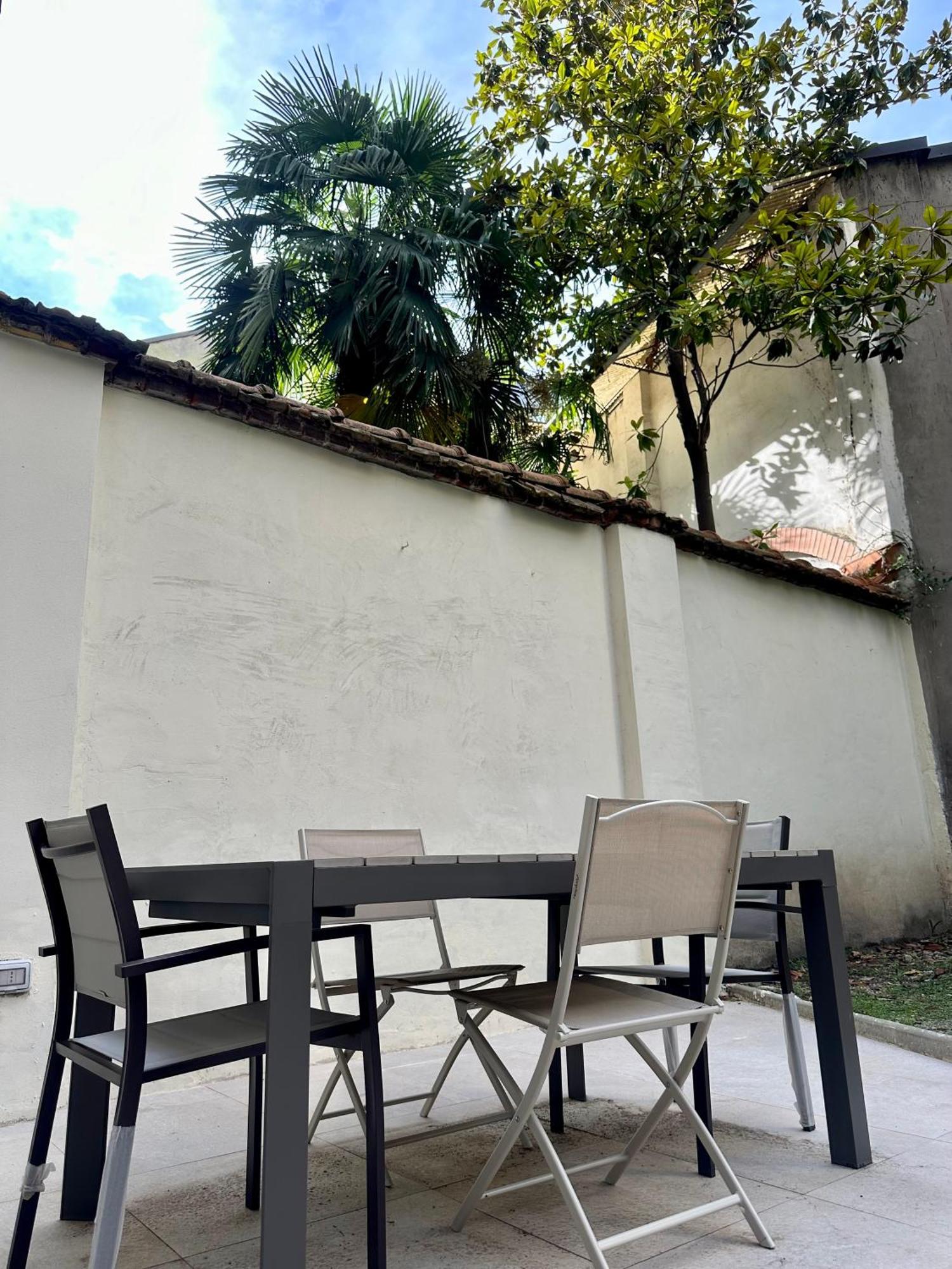 Appartement Lr Deluxe - Porta Venezia - Bilocale Con Giardino Privato Milaan