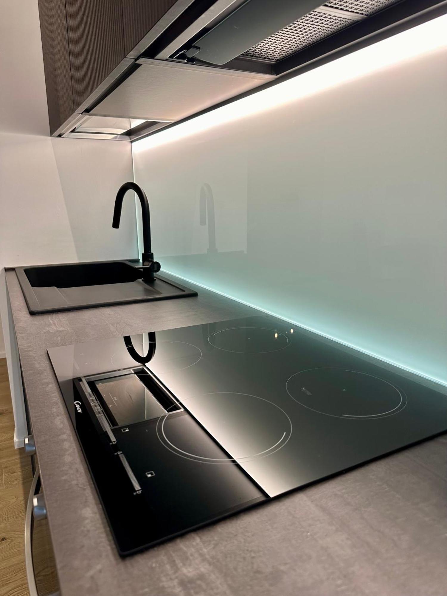 Lr Deluxe - Porta Venezia - Bilocale Con Giardino Privato Milano