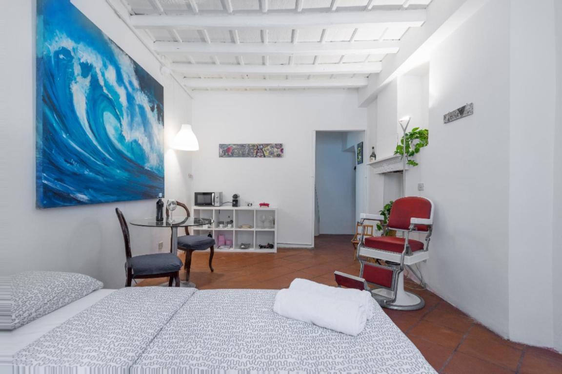 Apartment Small Studio On The Canal!