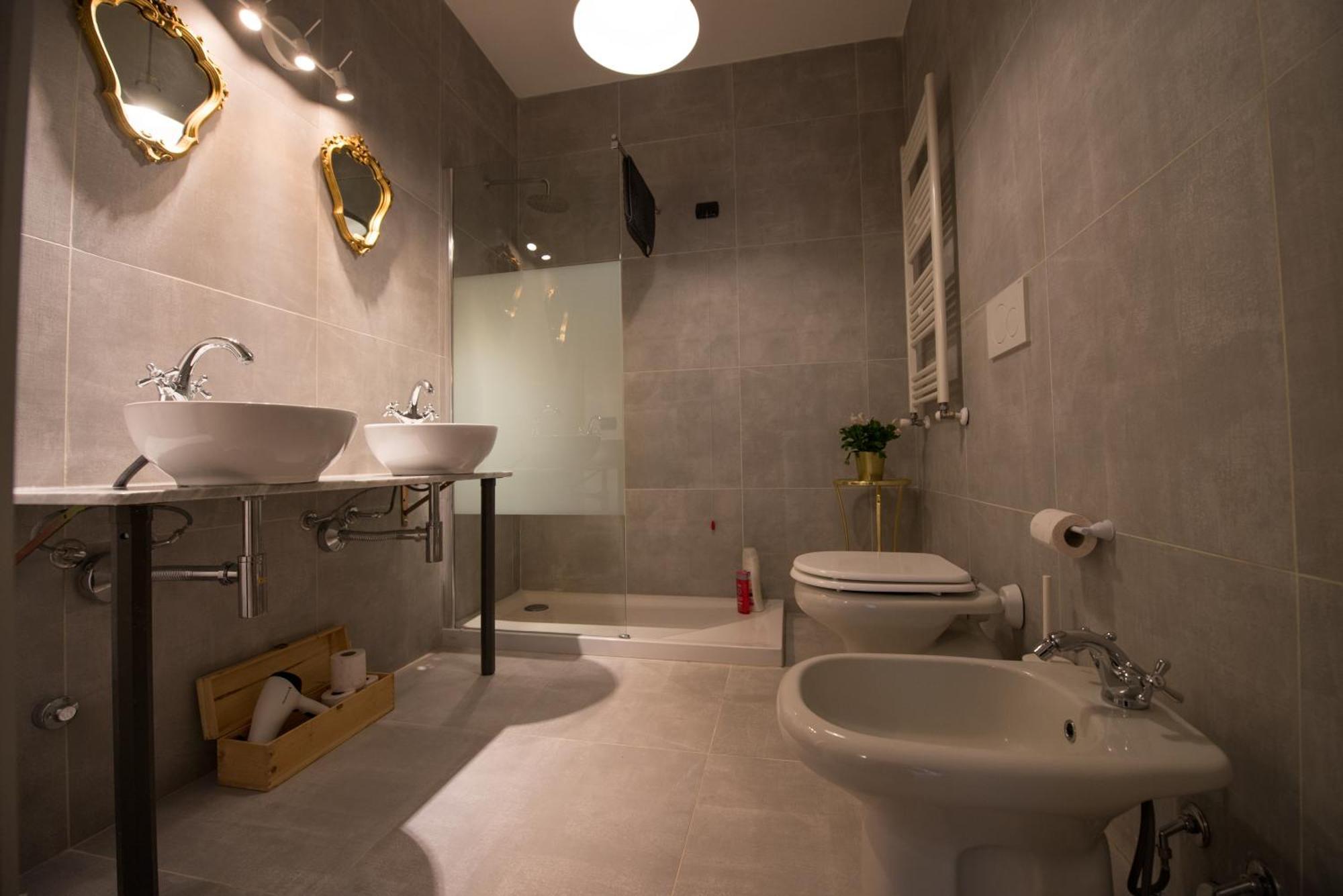 Appartamento Small Studio 5 Min To The Metro Milano