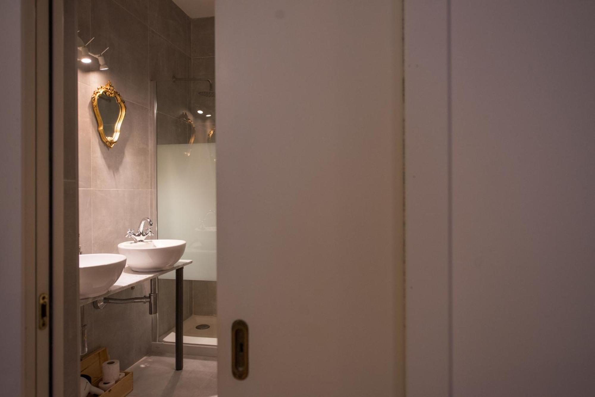 Appartamento Small Studio 5 Min To The Metro