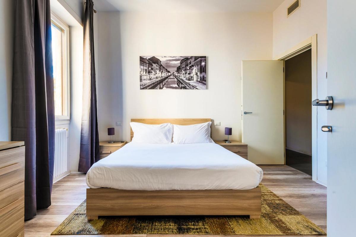 Exclusive 3 Bedrooms Near Duomo Milaan