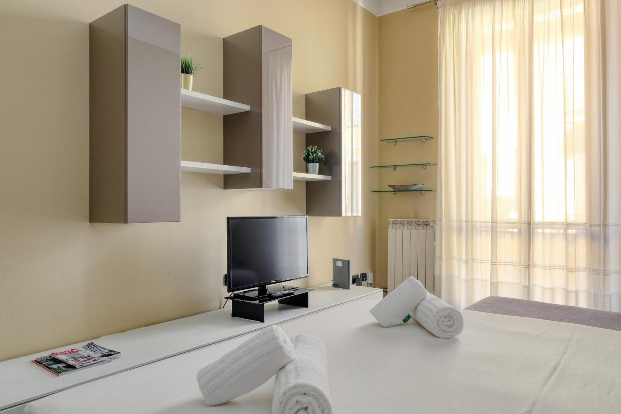 Apartment Joivy Inviting 1br Flat Near Citylife District