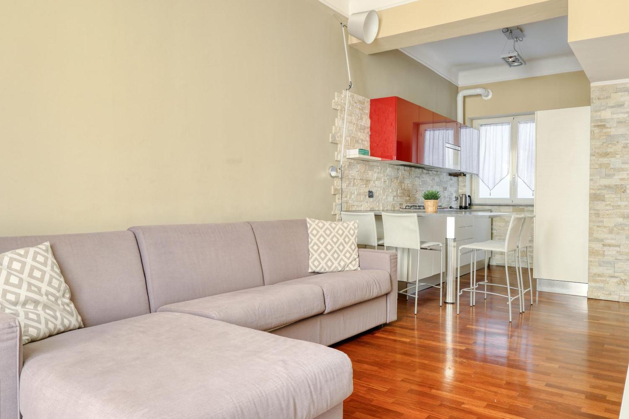 Apartment Joivy Inviting 1br Flat Near Citylife District