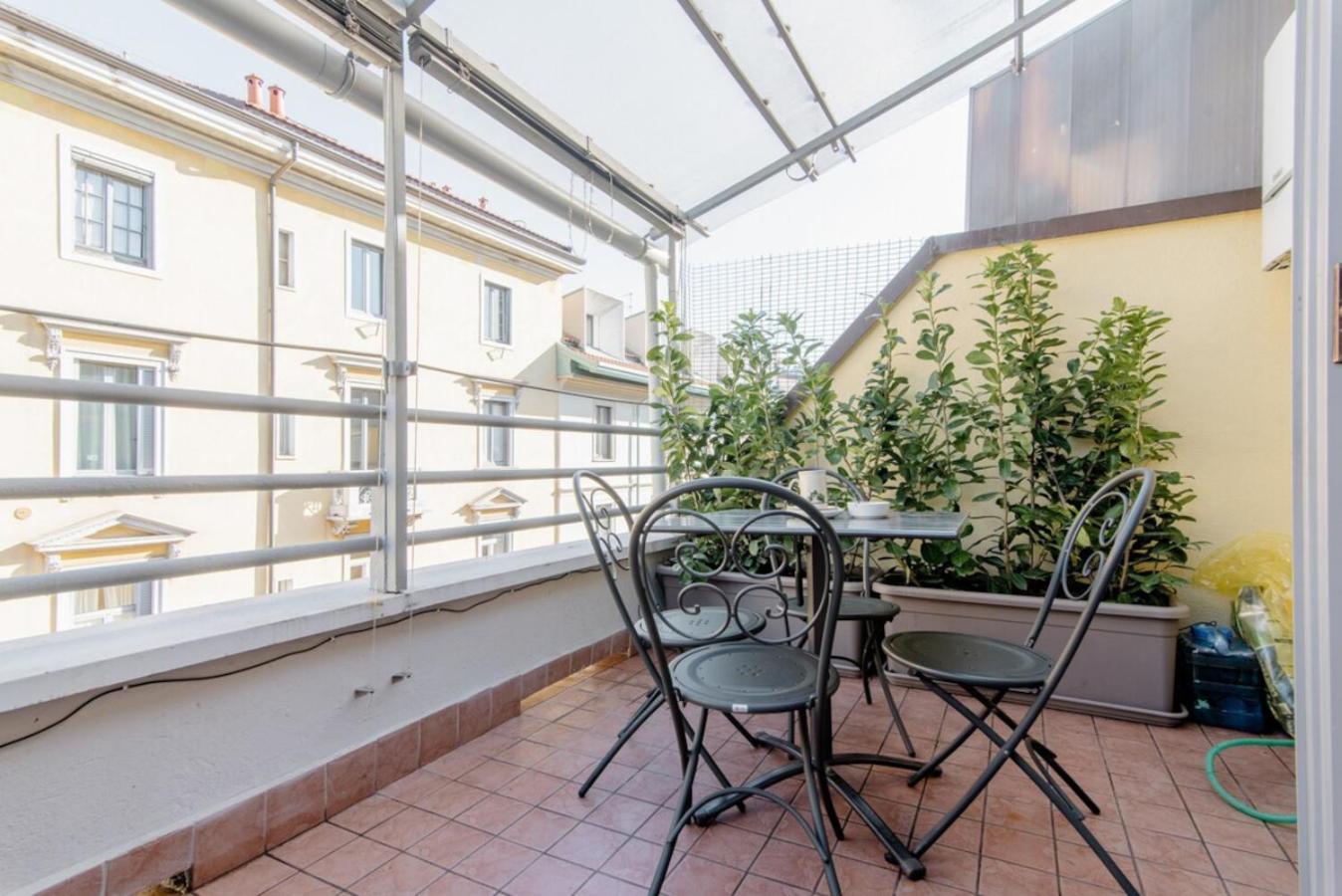 Stayeasy Moscova Terrace - Near Brera & Garibaldi Apartment *